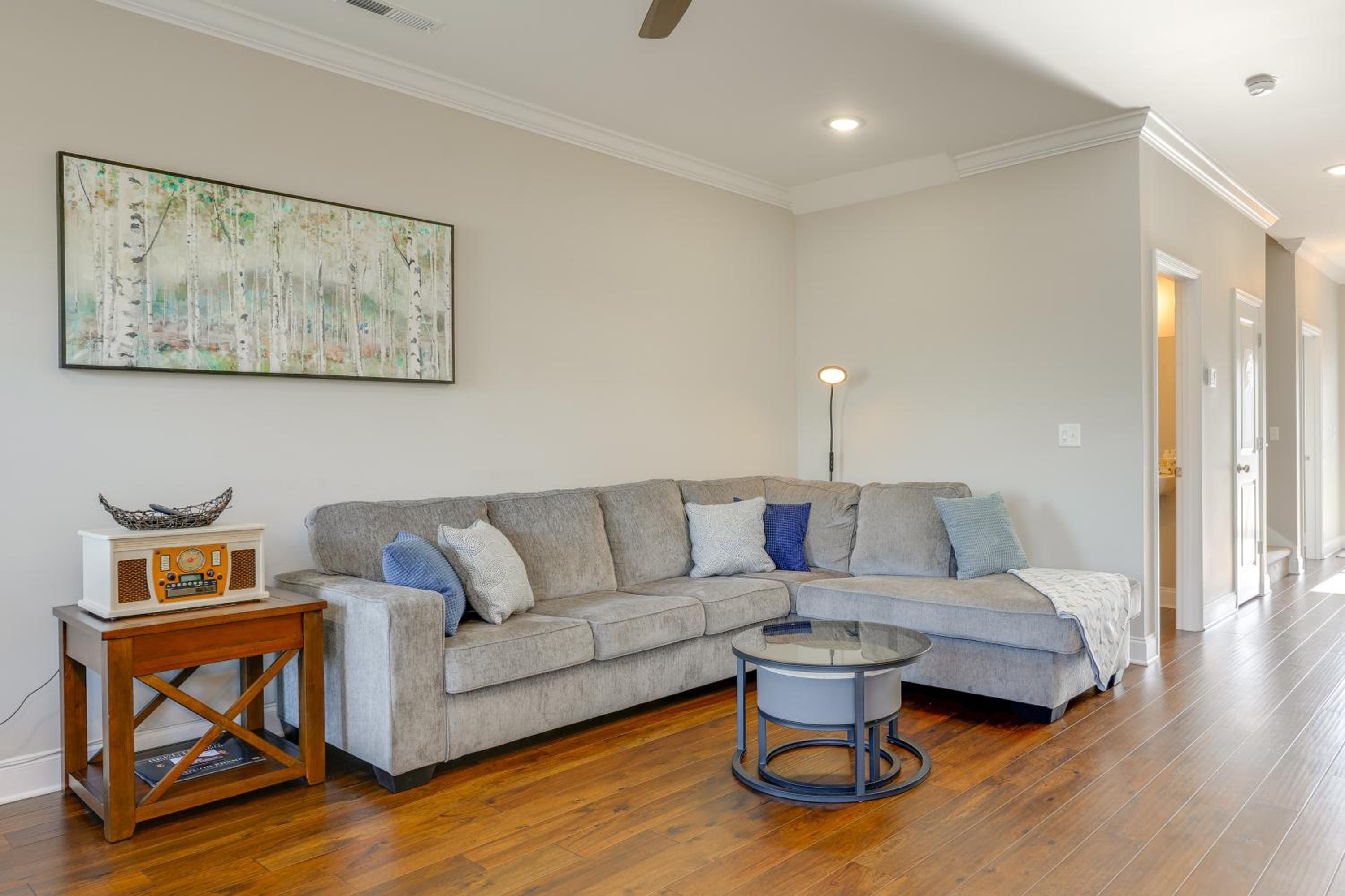 4 Mi to Lee University Peaceful Townhome with Patio