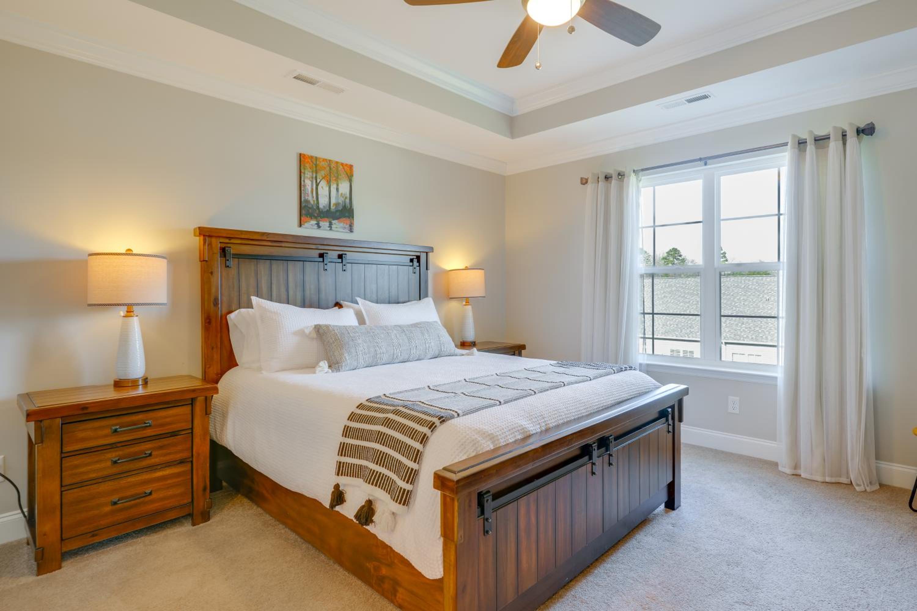4 Mi to Lee University Peaceful Townhome with Patio