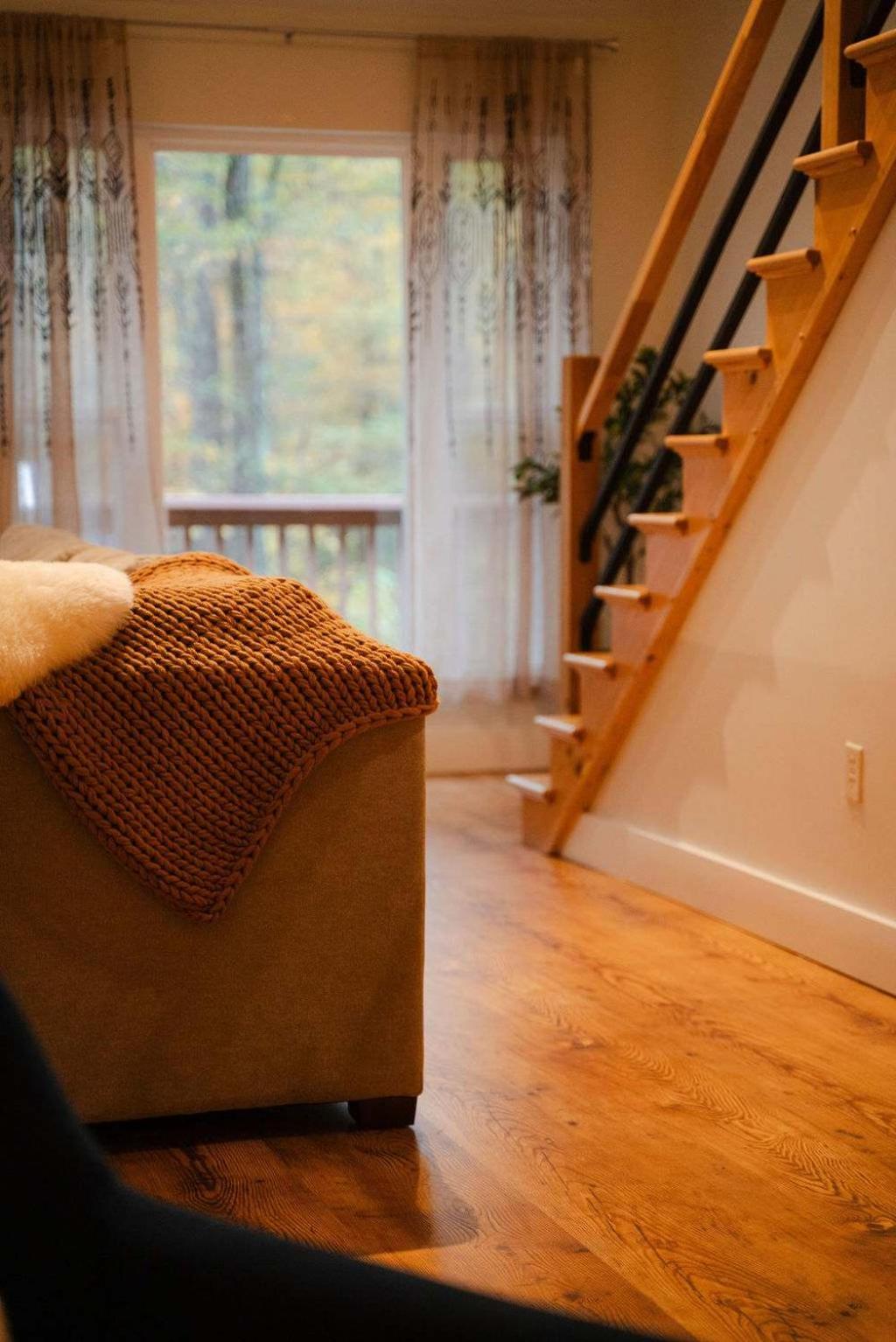The 312 House| A Boho Retreat| Hocking Hills