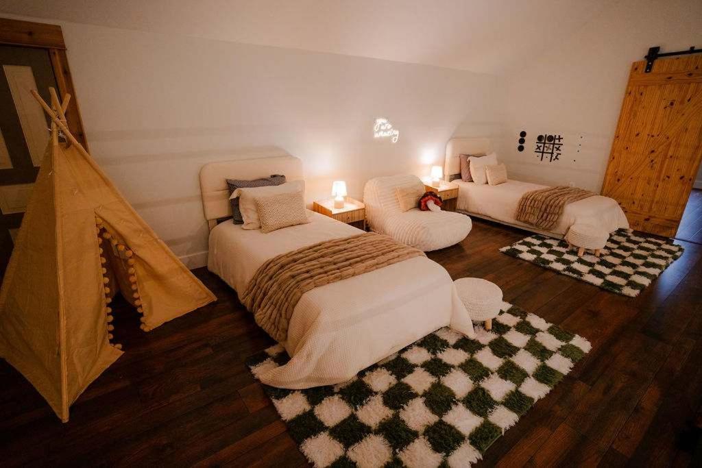 The 312 House| A Boho Retreat| Hocking Hills