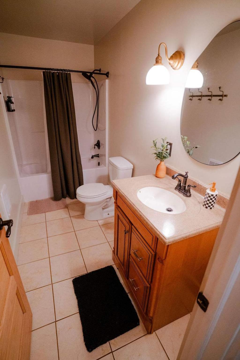 The 312 House| A Boho Retreat| Hocking Hills