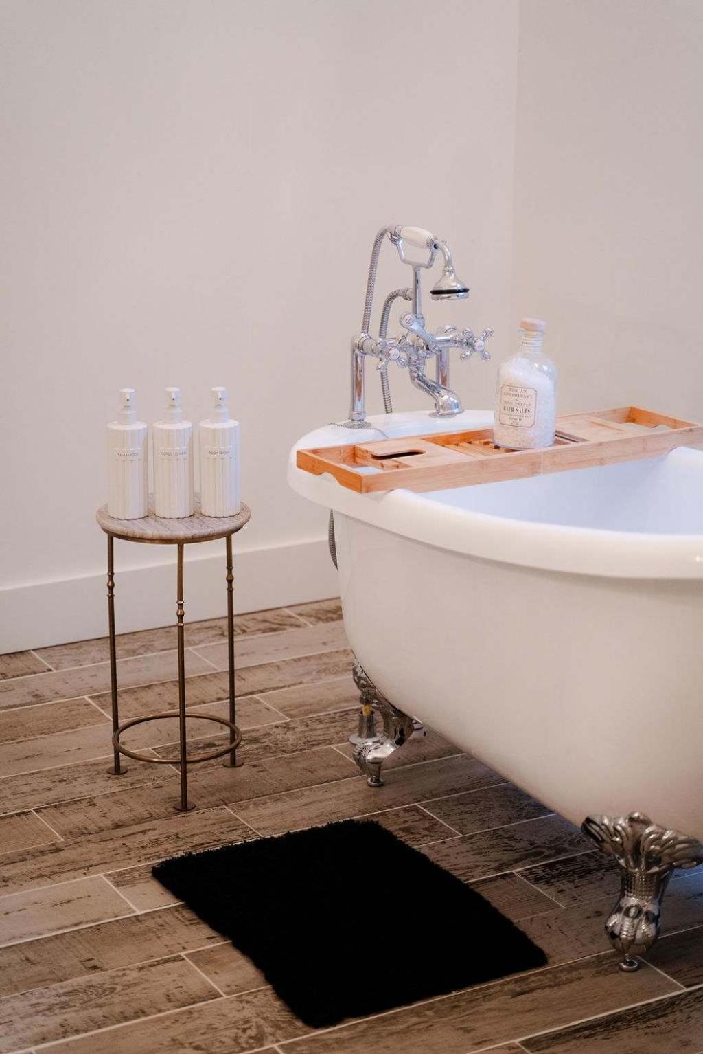 The 312 House| A Boho Retreat| Hocking Hills