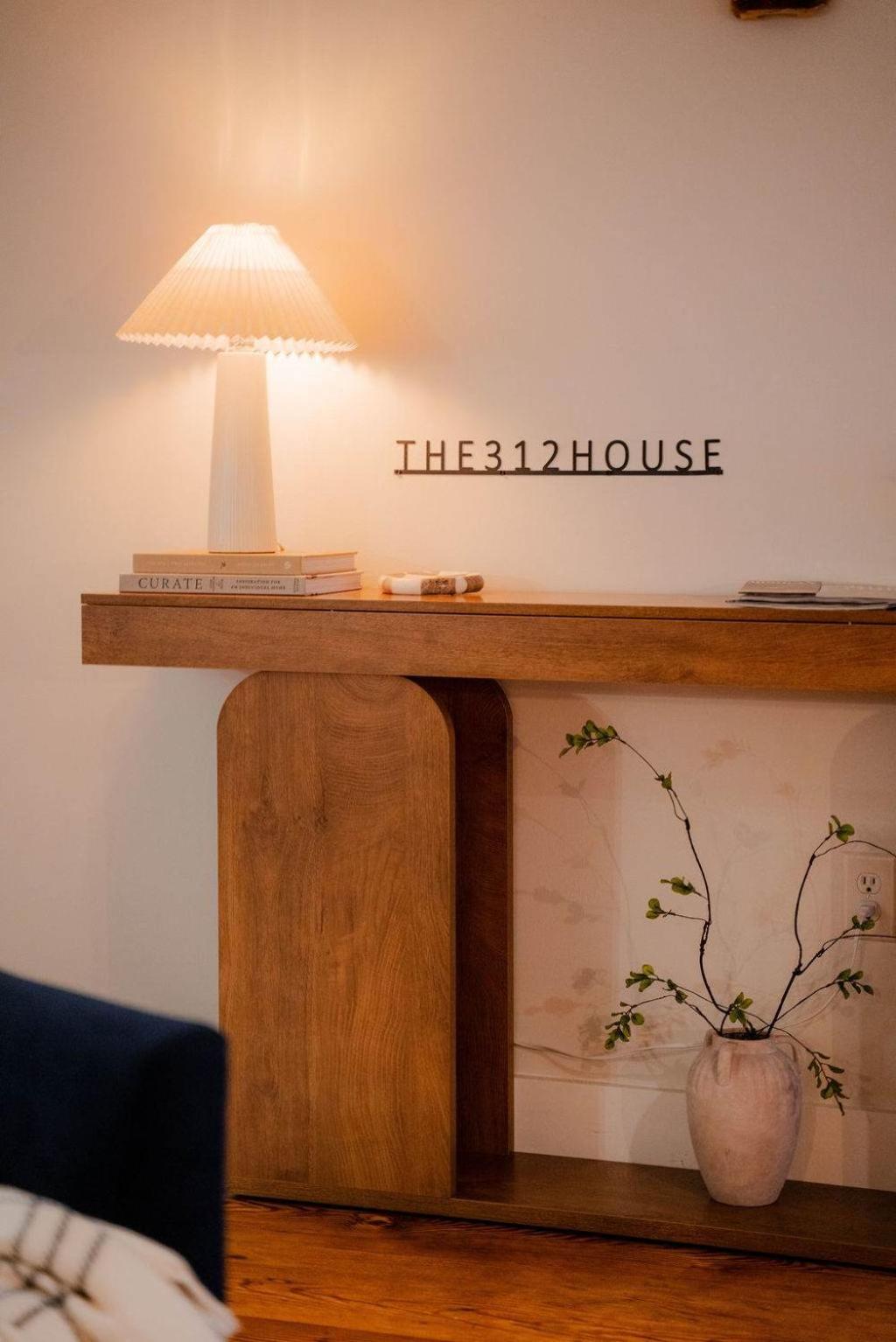 The 312 House| A Boho Retreat| Hocking Hills