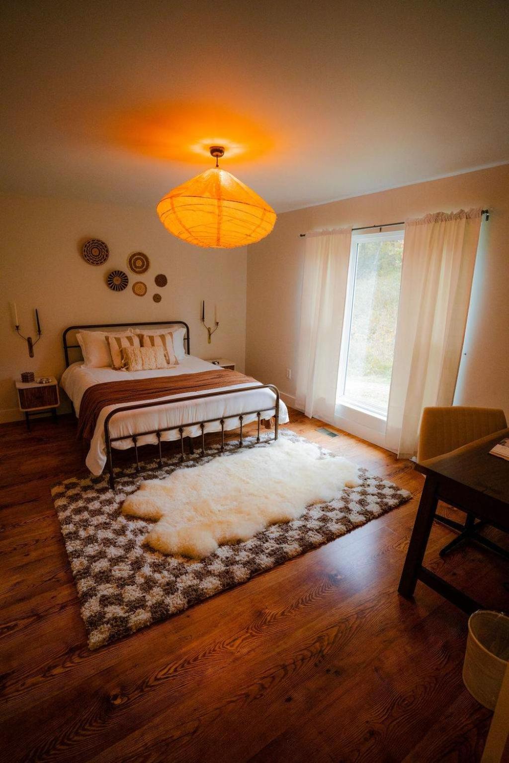 The 312 House| A Boho Retreat| Hocking Hills