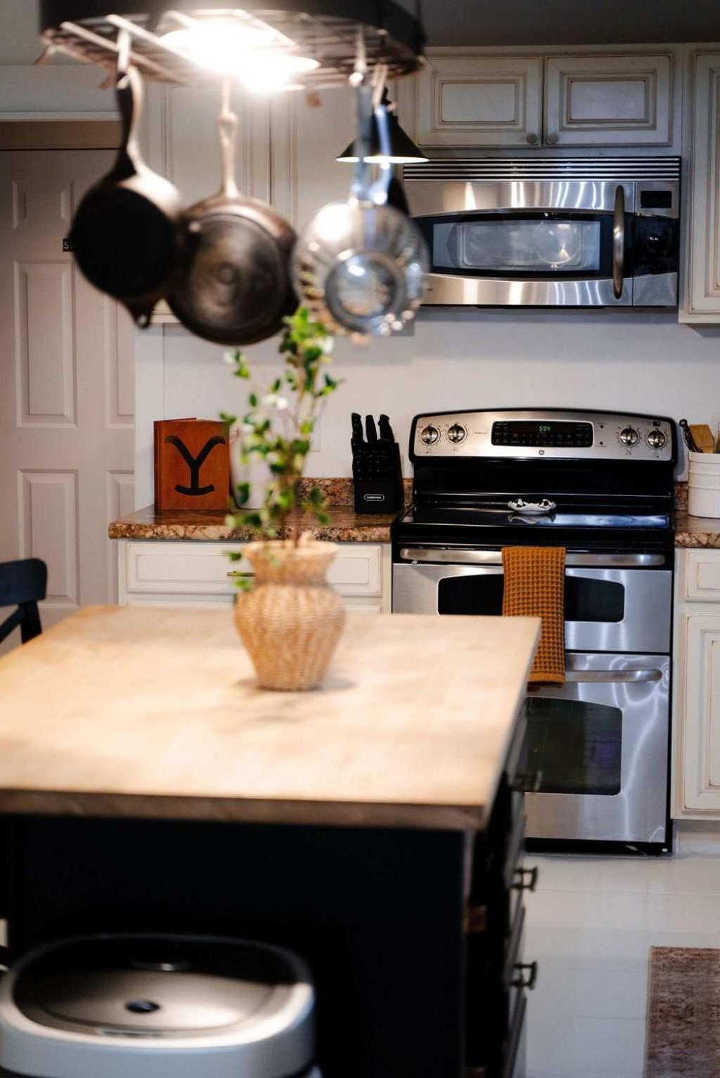 The 312 House| A Boho Retreat| Hocking Hills