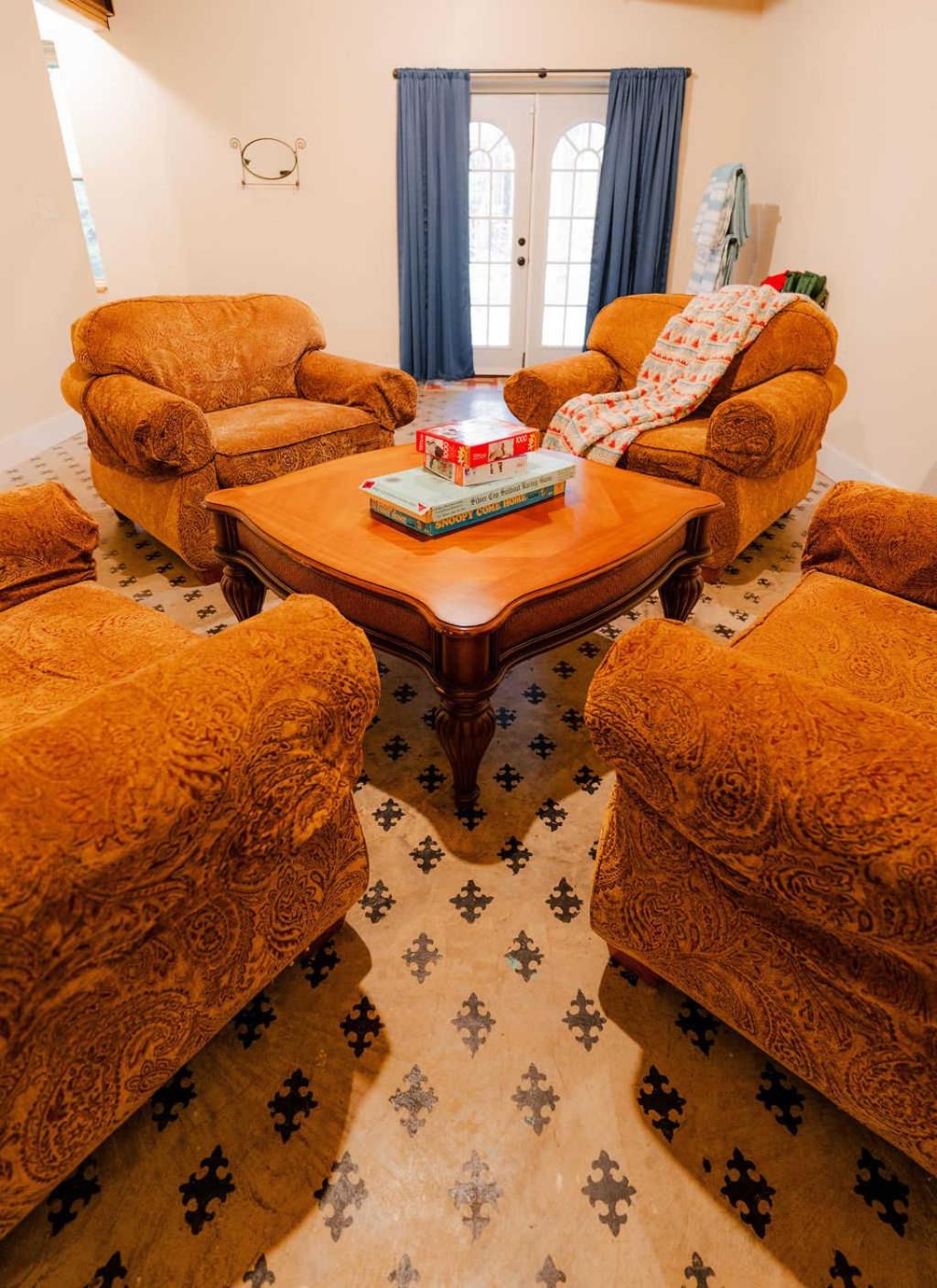 The 312 House| A Boho Retreat| Hocking Hills