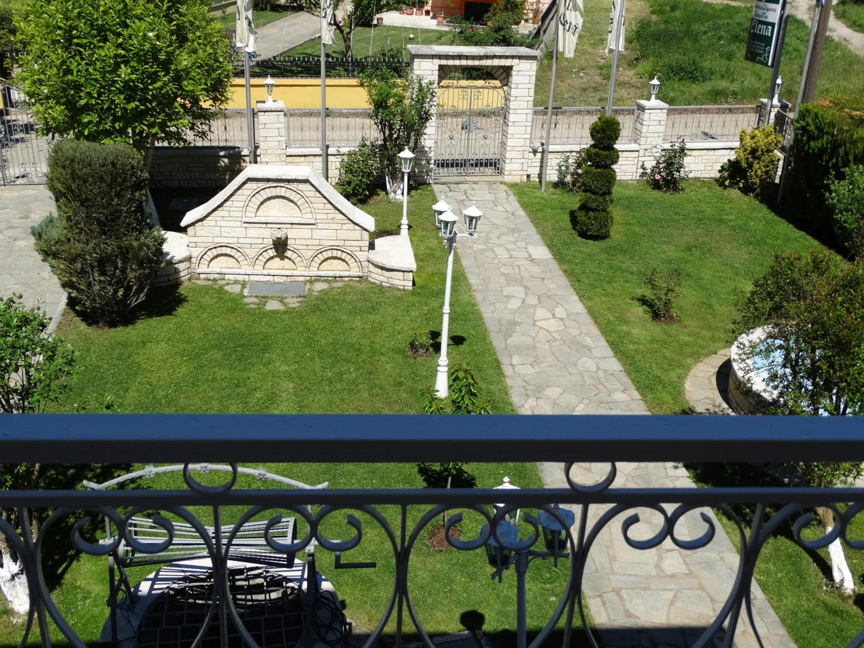Photo 41
