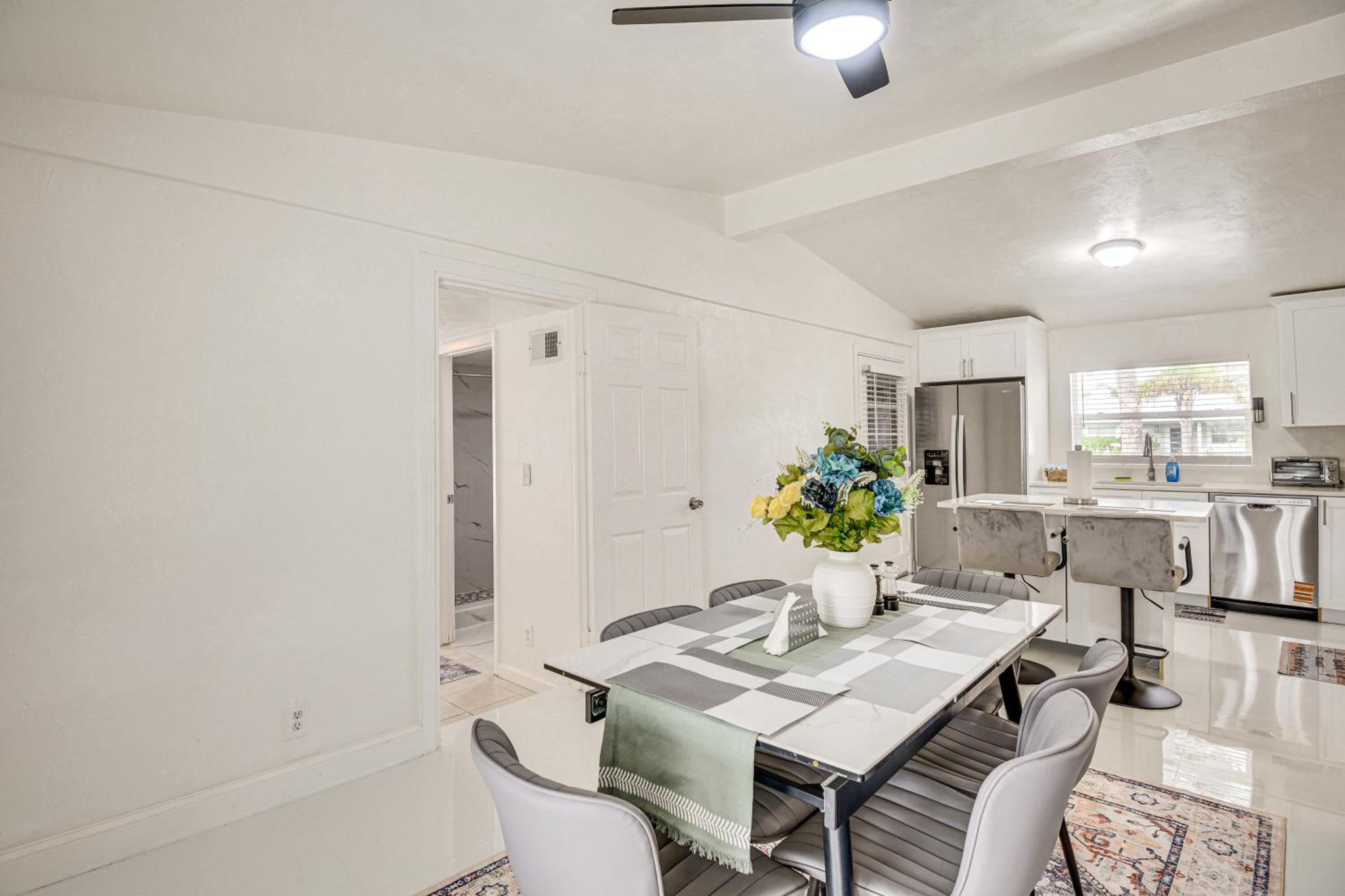 Walk to Romano Beachfront Park Airy Home with Yard