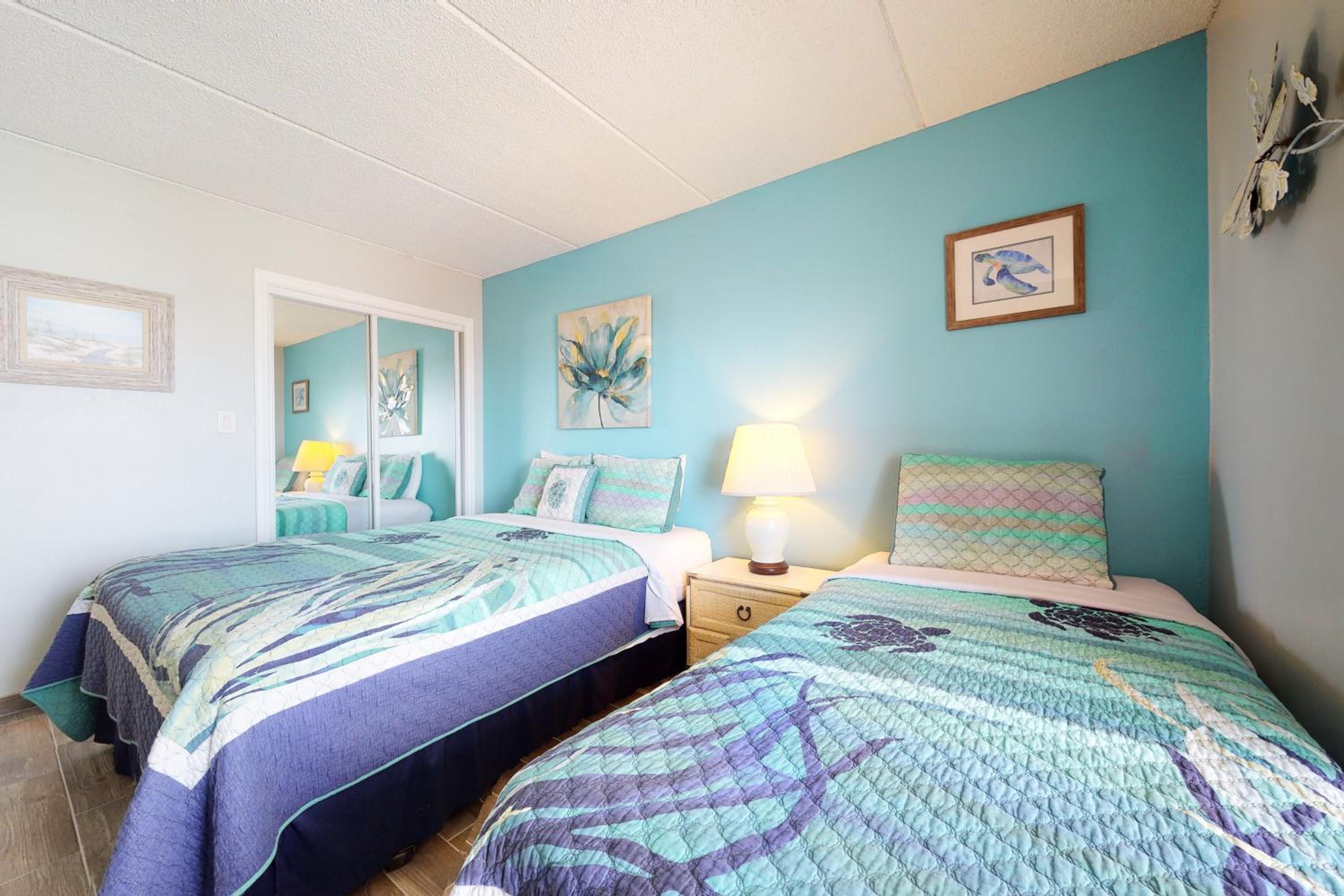 Walkable, All-Suite 3BR Suntide III - Unit 1003