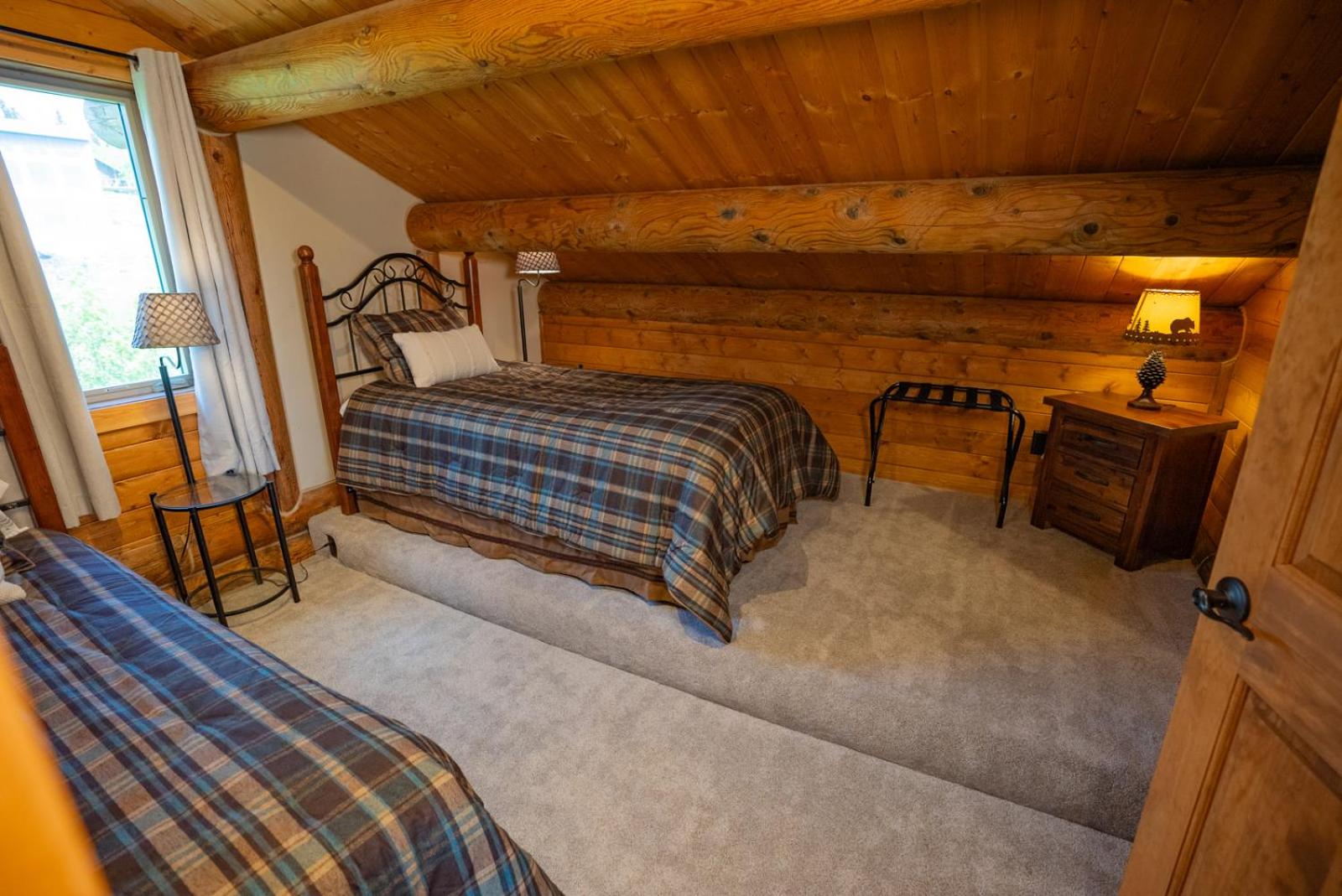 Destination Alaska Lodging