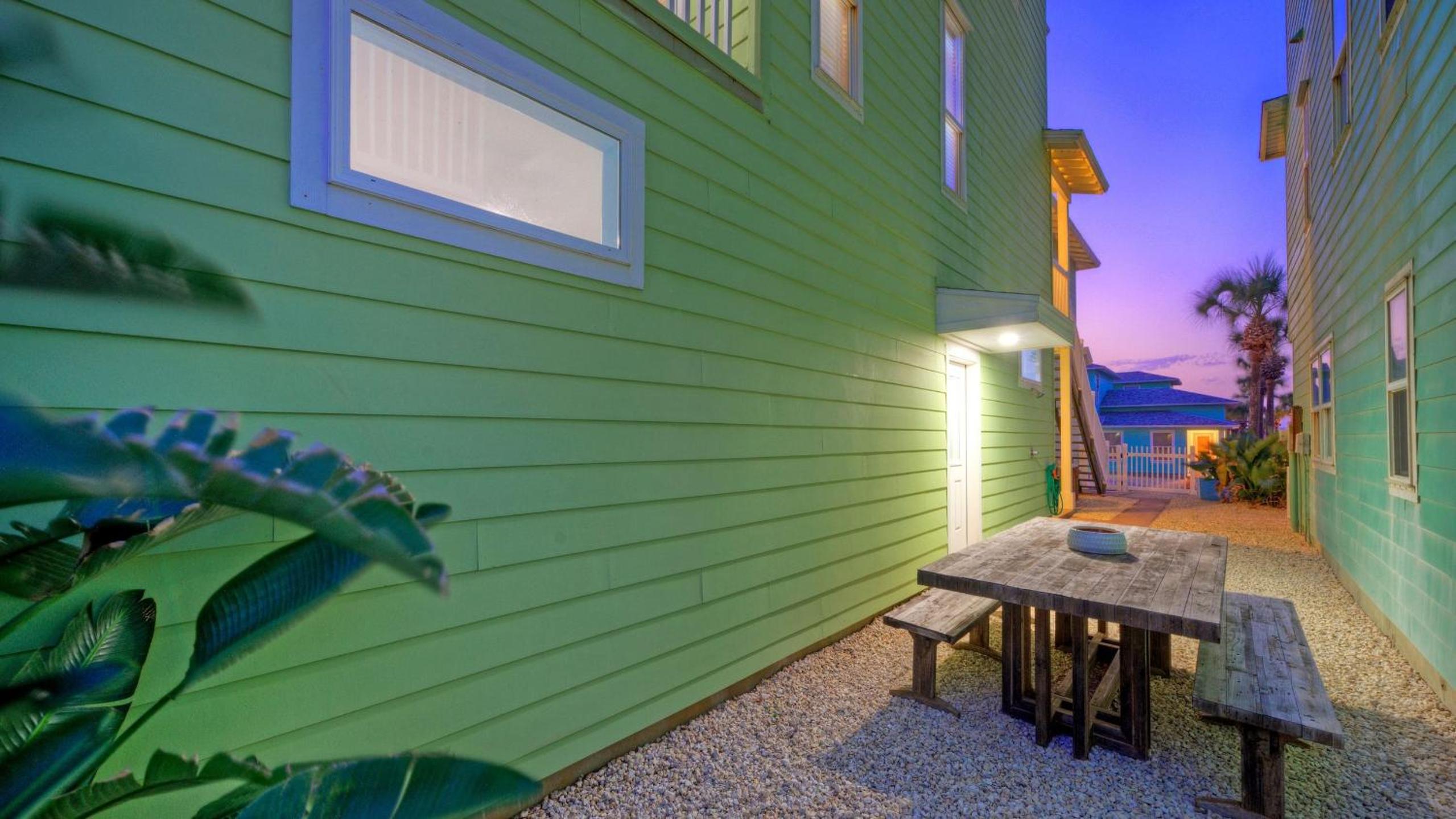 Cozy Port Aransas Apartment Steps from the Beach Dining Beachview 54 apartment by AvantStay