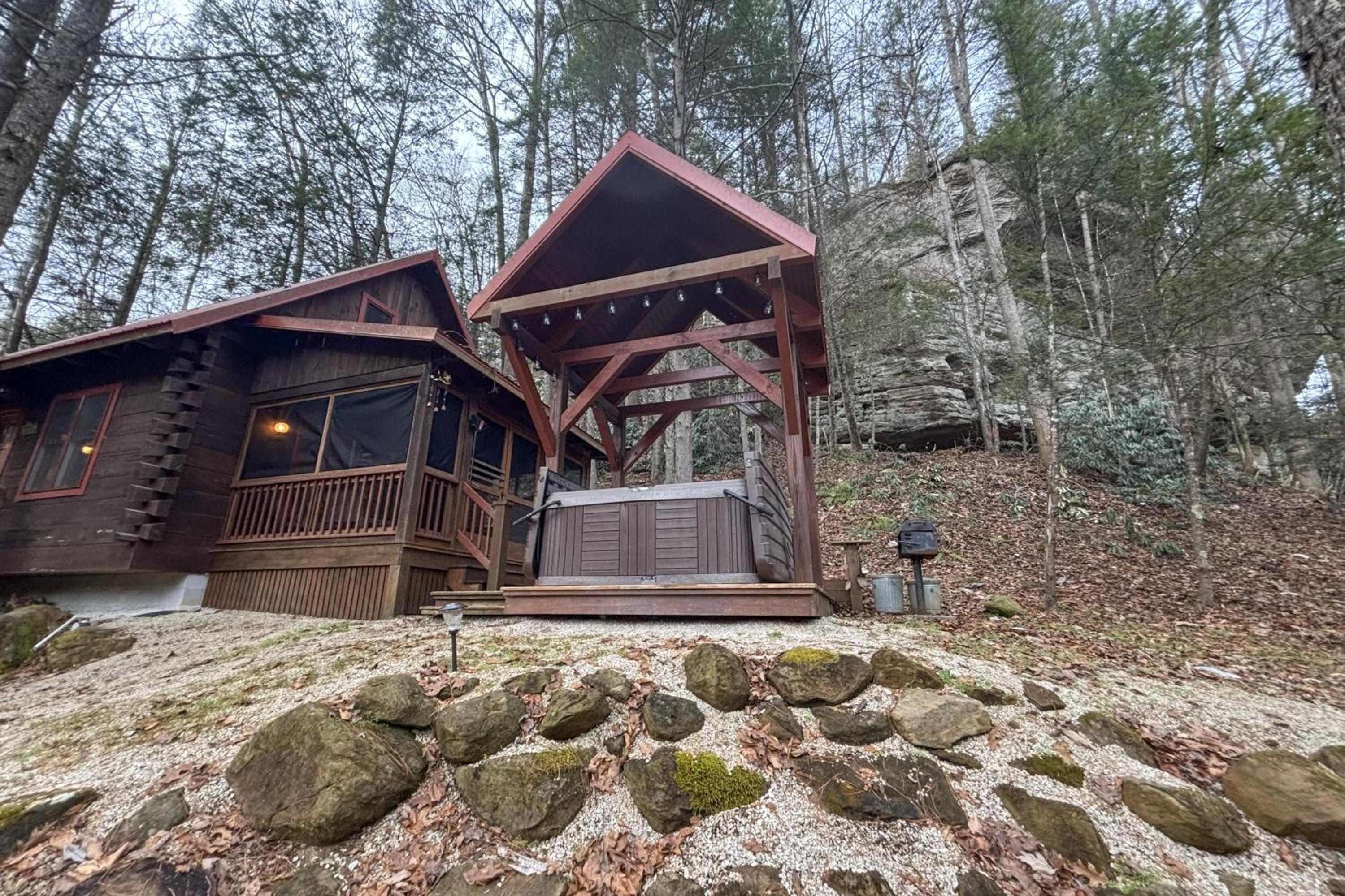 Beautiful Wood Cabin in Red River Gorge