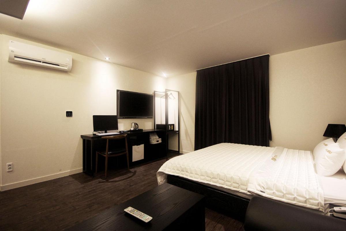 MU Hotel