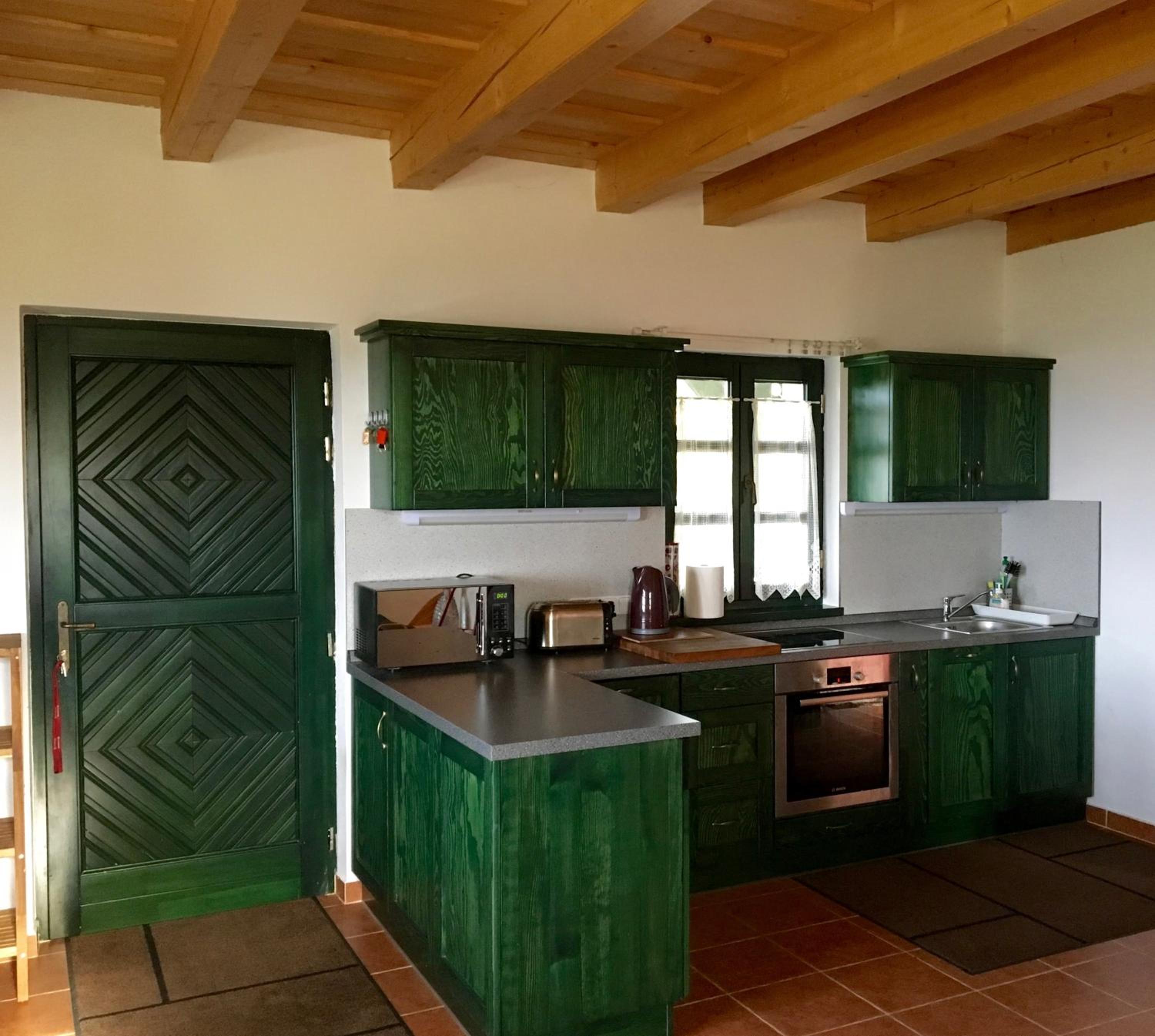 Somlo Wineshop Guesthouse view 4