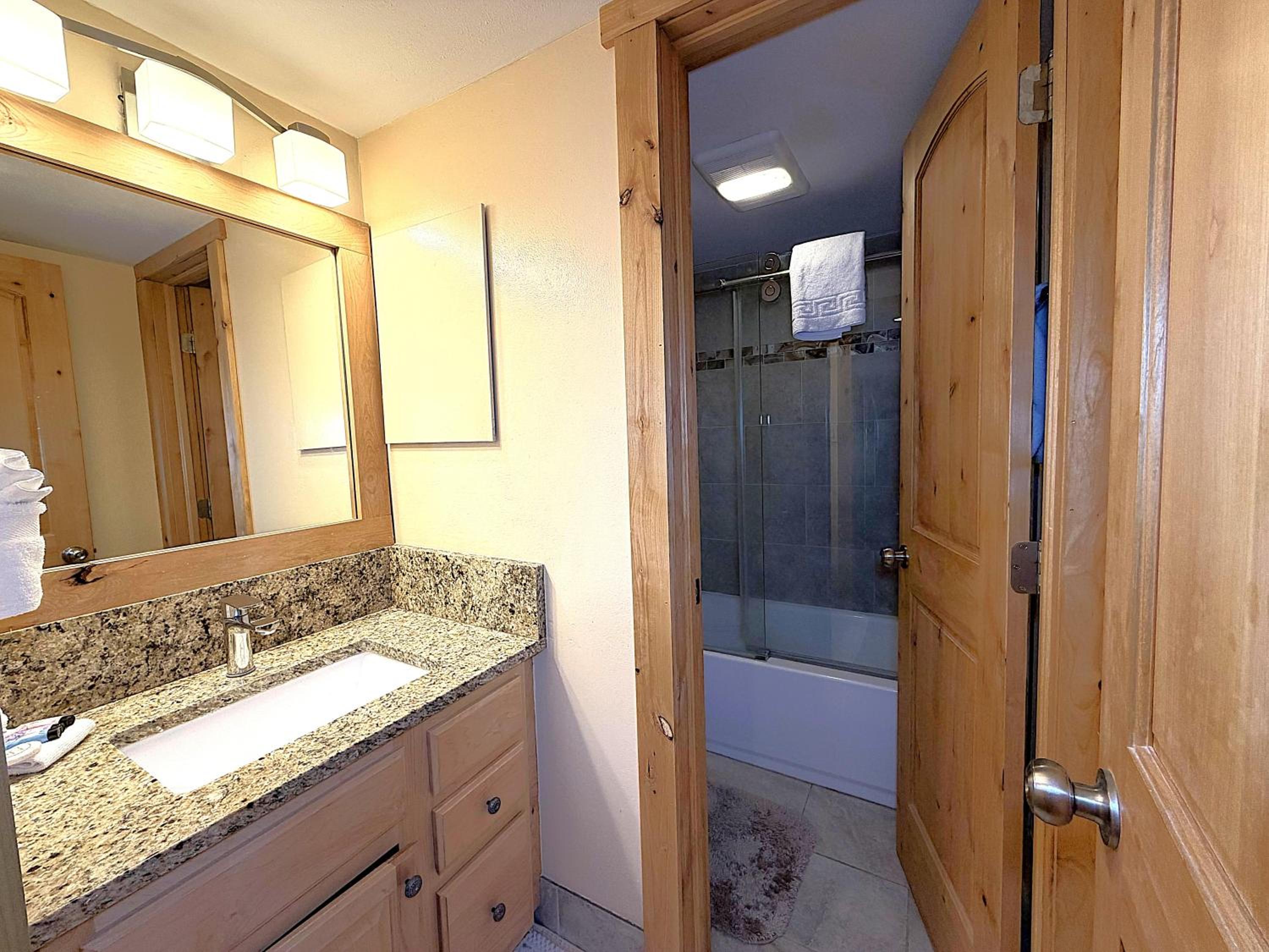 Wild Irishman 2 bed 1 and half bath WIGK