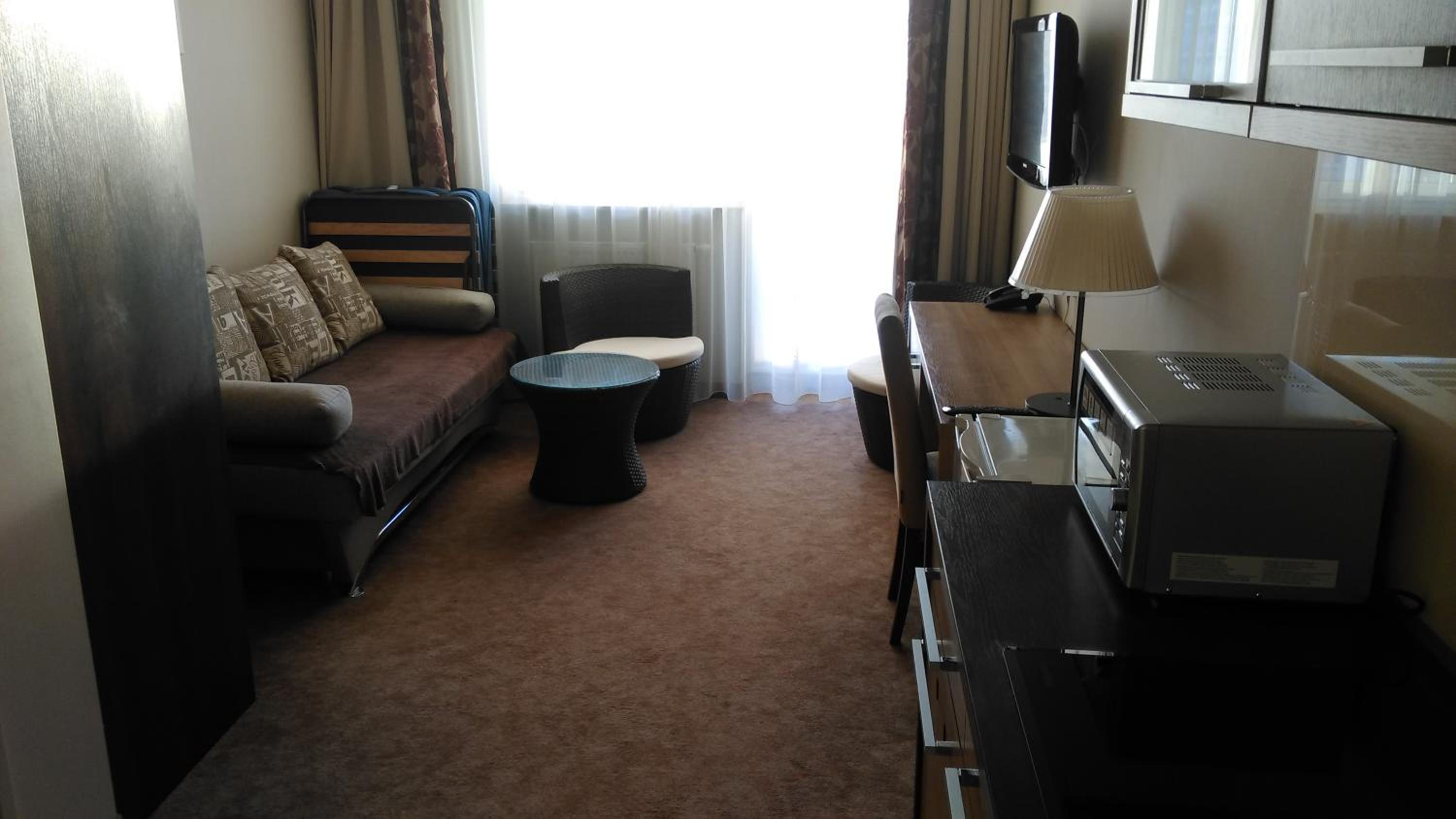 Photo 9