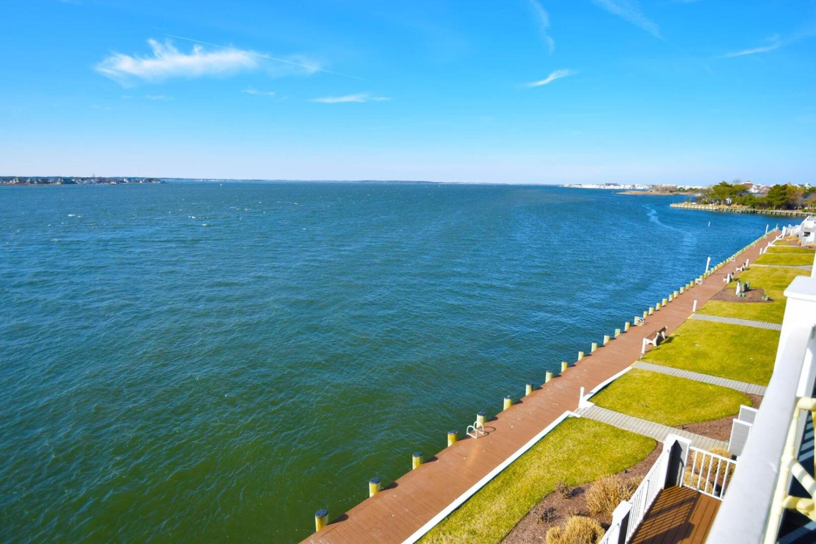Harbour Island 302L condo