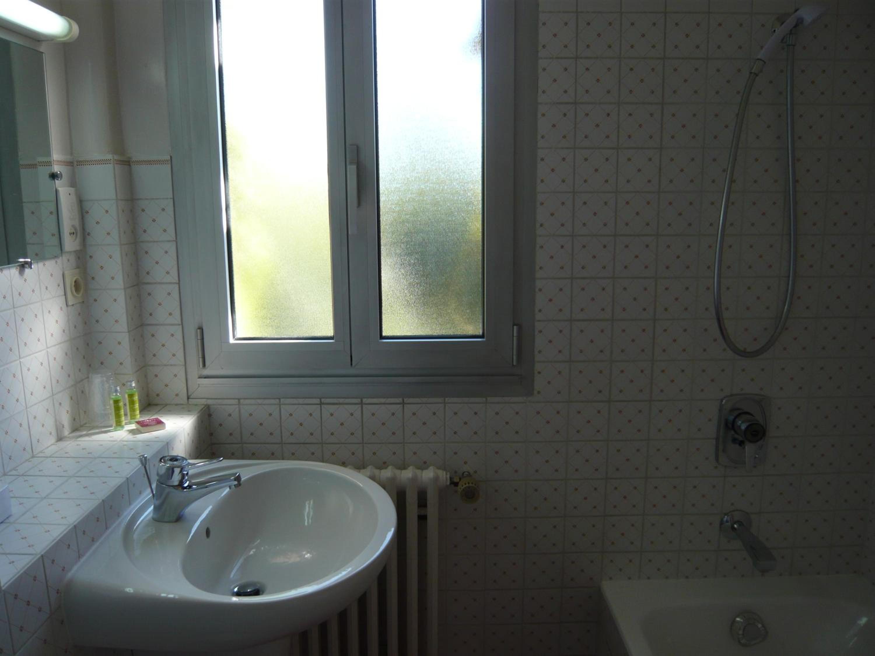Le Blanc-Mesnil Vacations - Cit'Hotel Aero-Hotel - Property Image 52