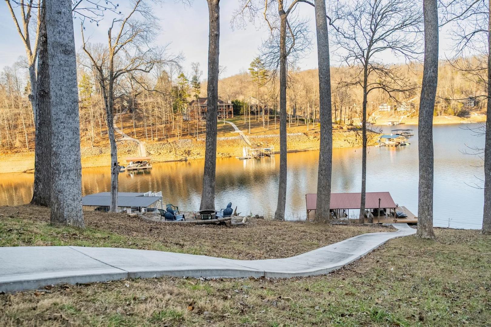 Norris Lake Cabin | Dock + Kayaks + Games