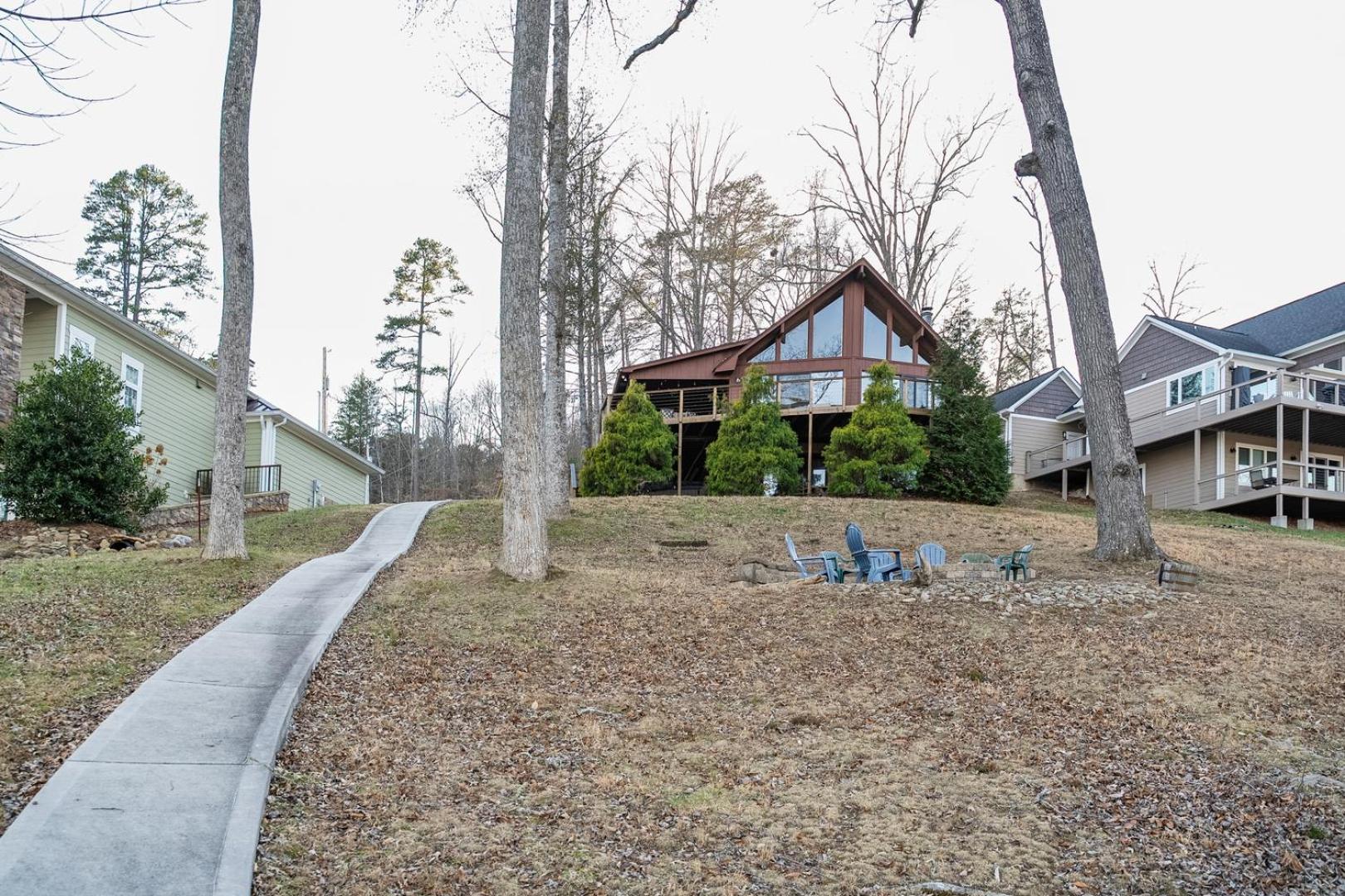 Norris Lake Cabin | Dock + Kayaks + Games