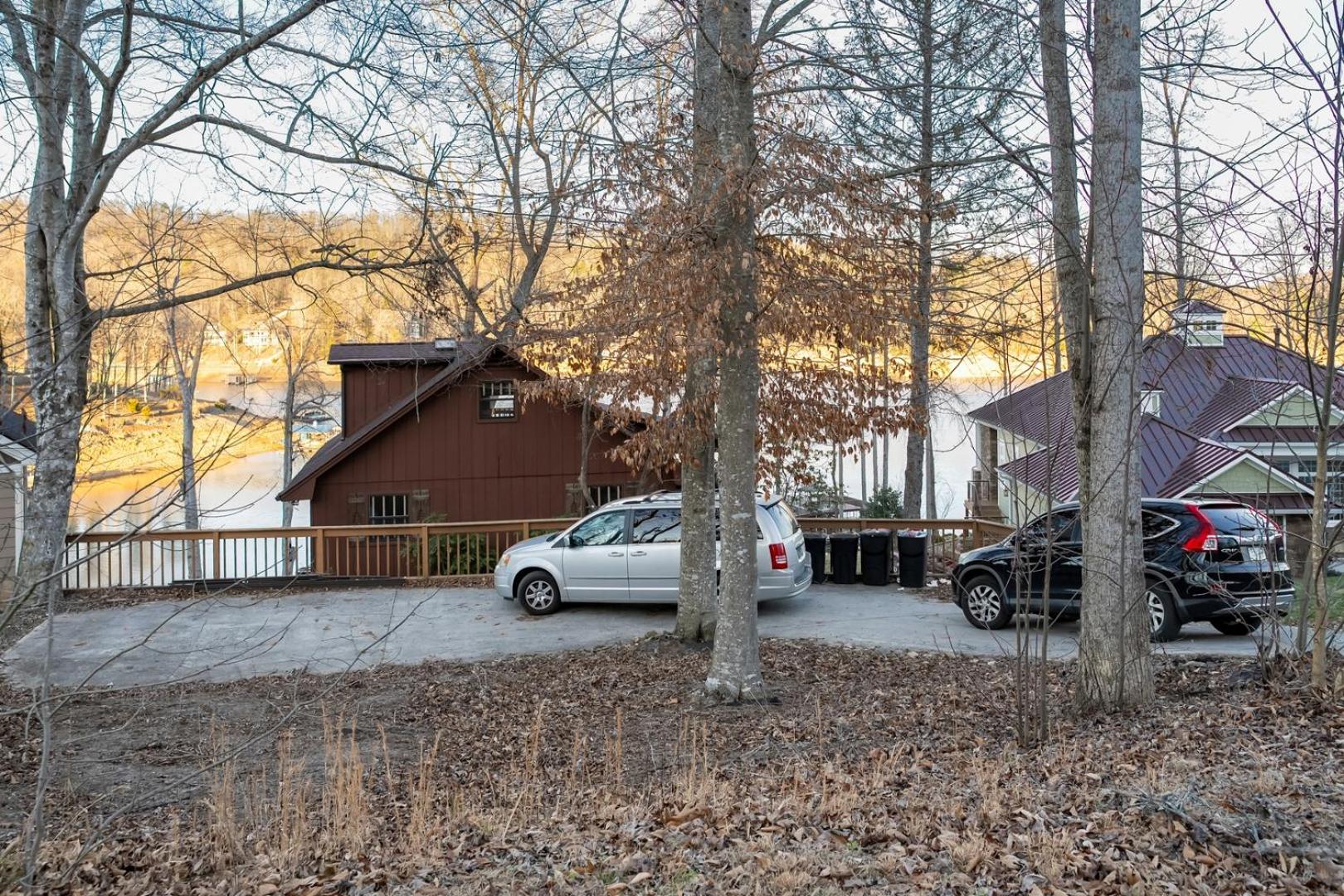 Norris Lake Cabin | Dock + Kayaks + Games