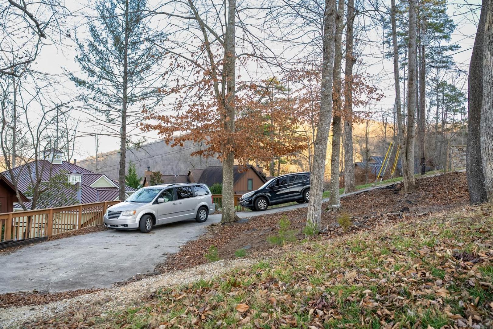 Norris Lake Cabin | Dock + Kayaks + Games