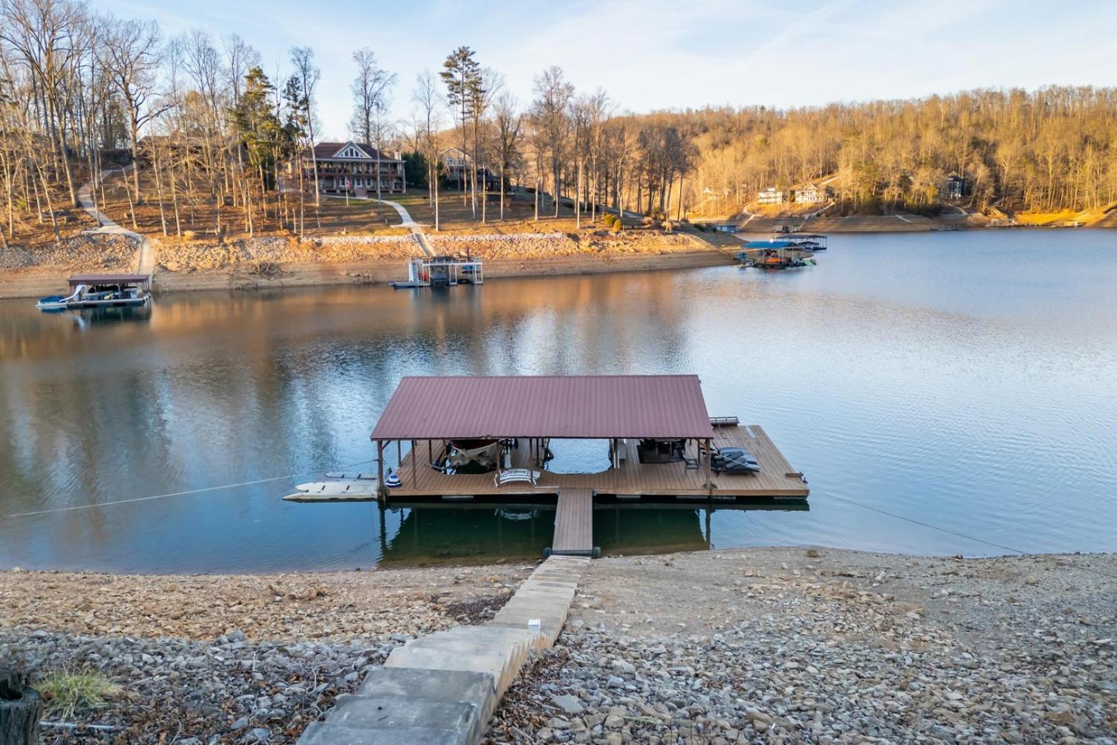 Norris Lake Cabin | Dock + Kayaks + Games