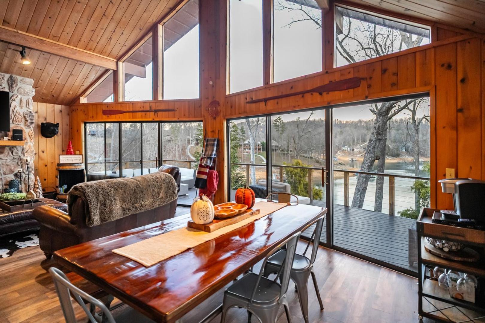 Norris Lake Cabin | Dock + Kayaks + Games