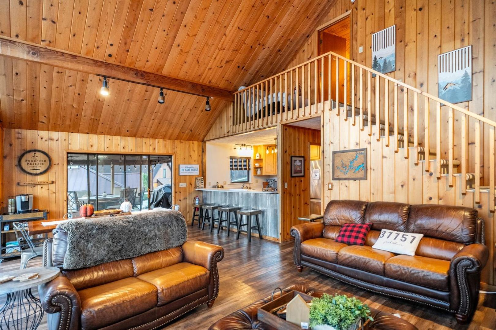 Norris Lake Cabin | Dock + Kayaks + Games