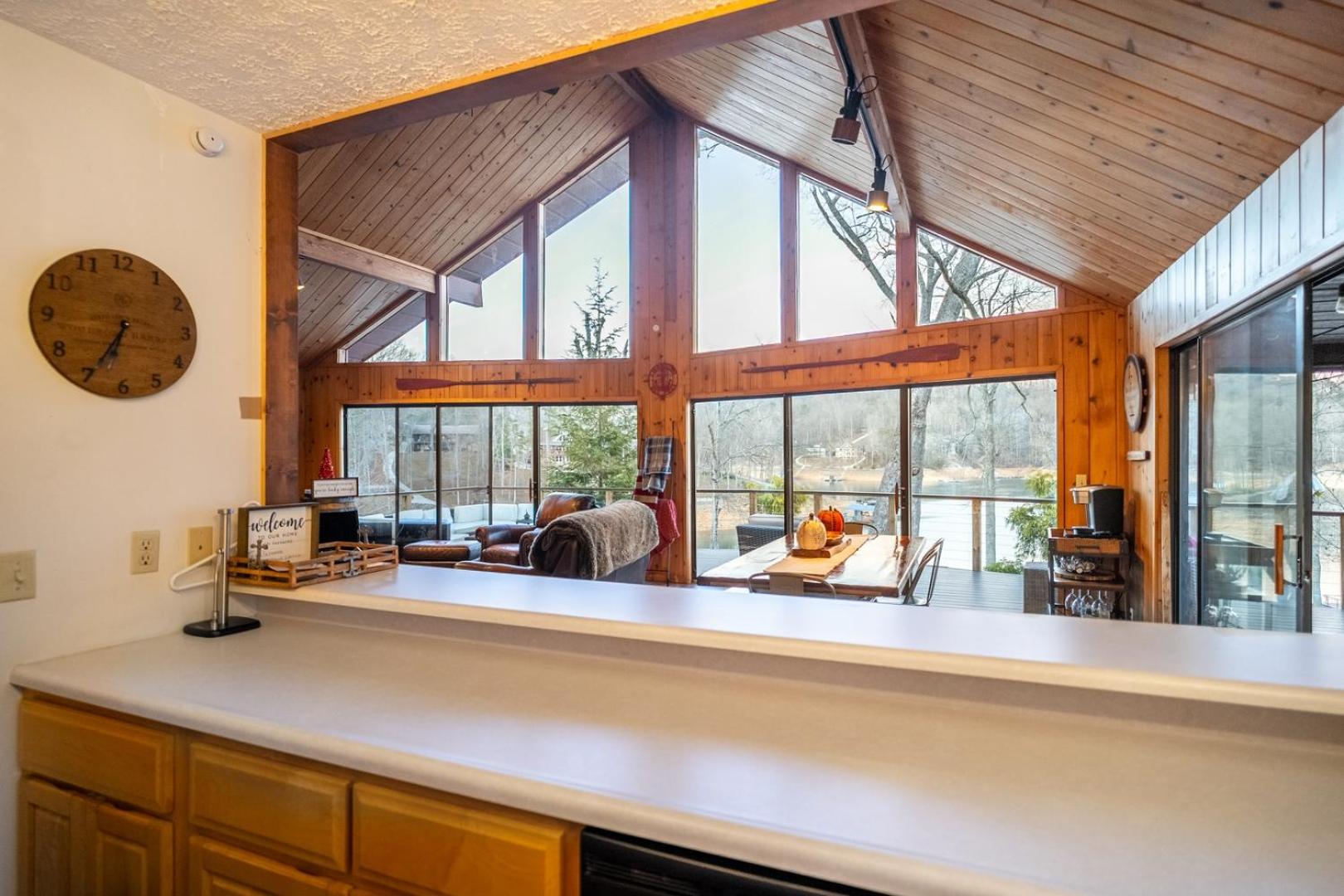 Norris Lake Cabin | Dock + Kayaks + Games