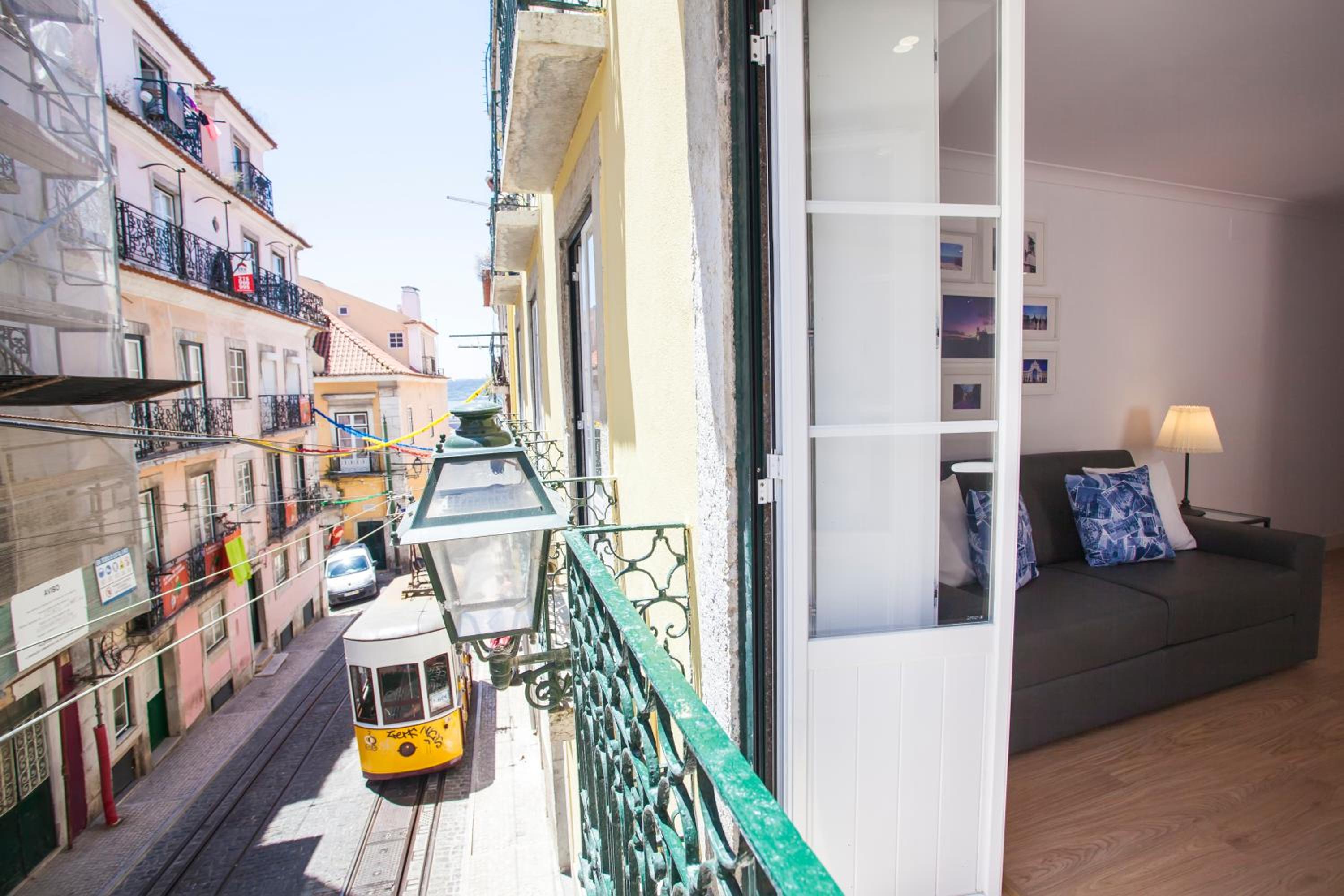 Light of Lisbon Apartments II view 3