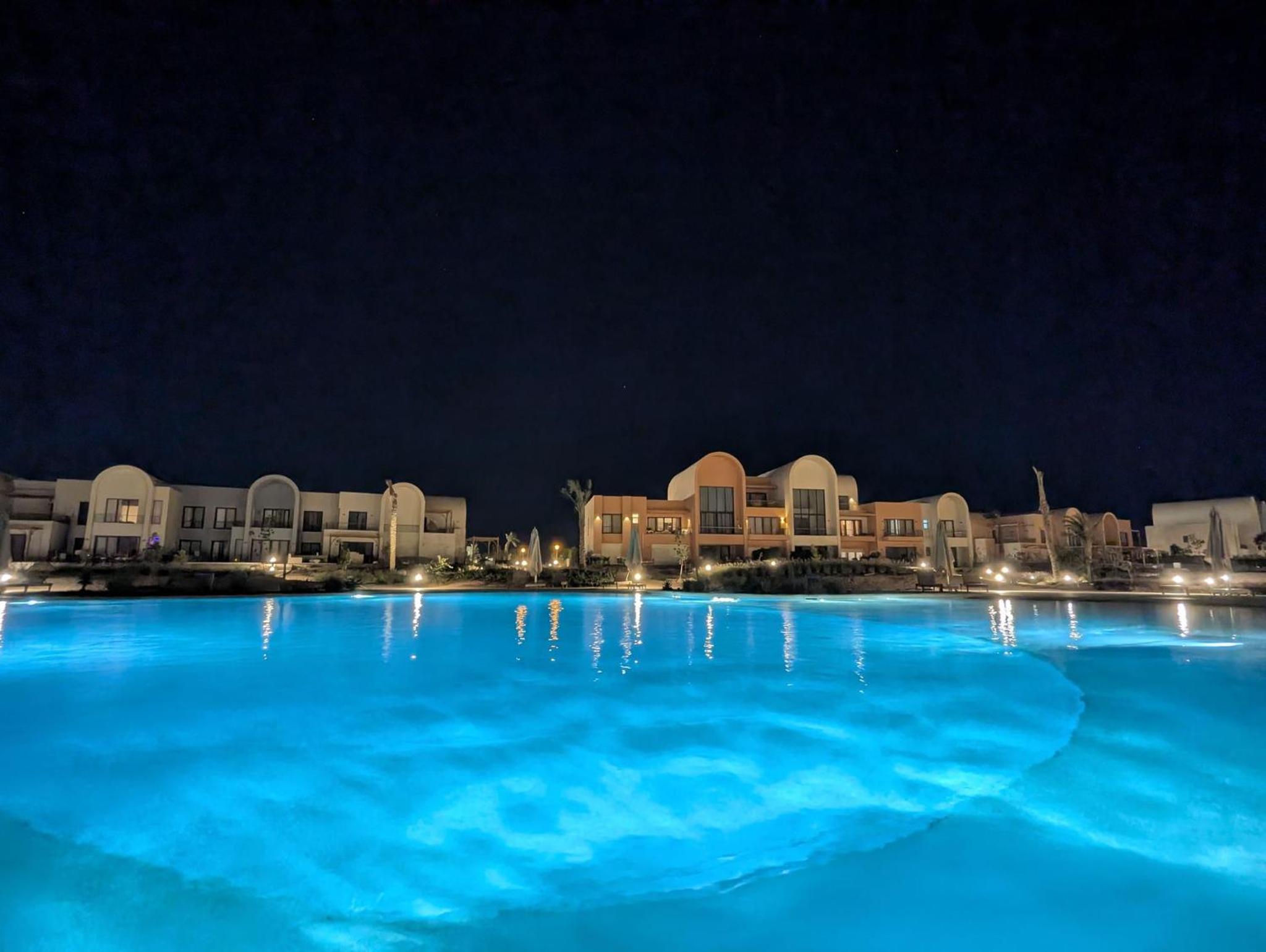 Boho Beach Chalet in El Gouna with pool access