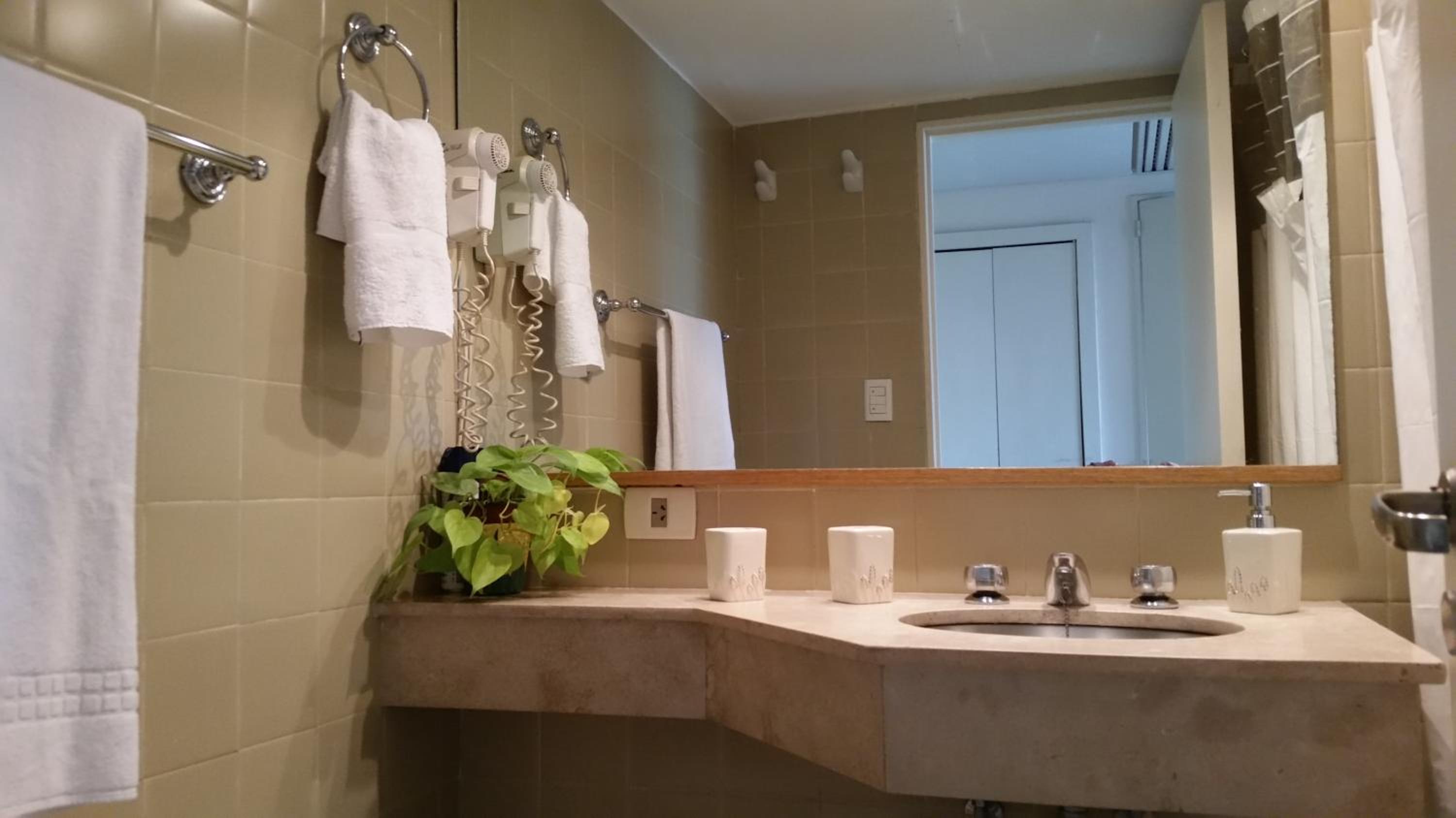 Infinit Point Apartment