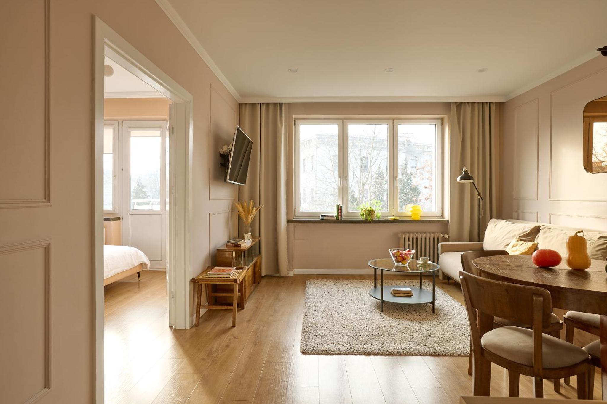 Polka Apartment 2-bed