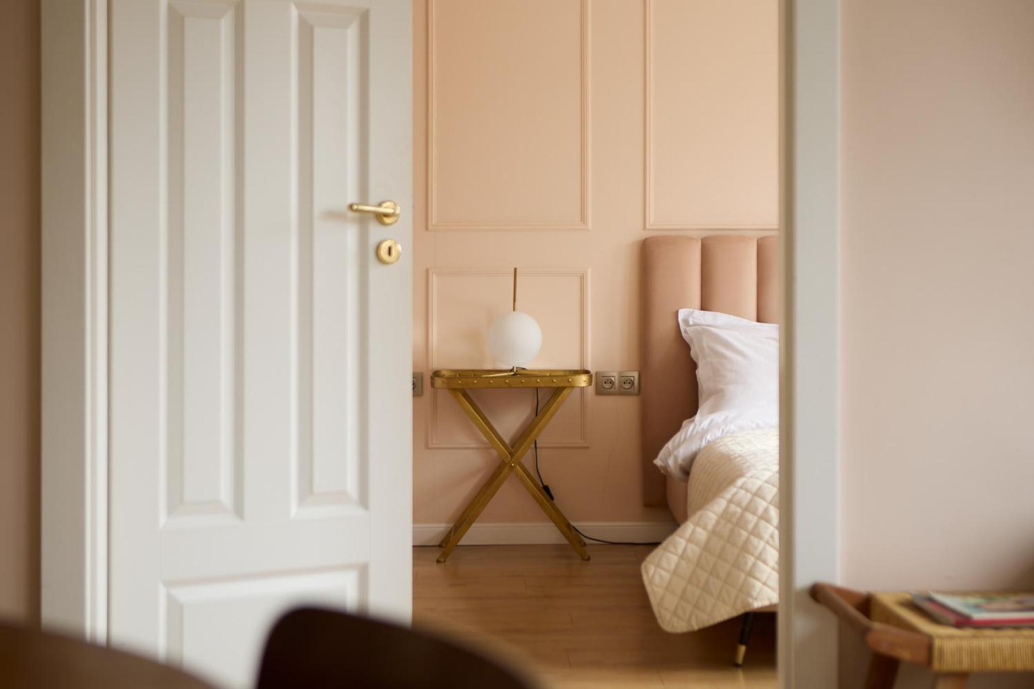 Polka Apartment 2-bed