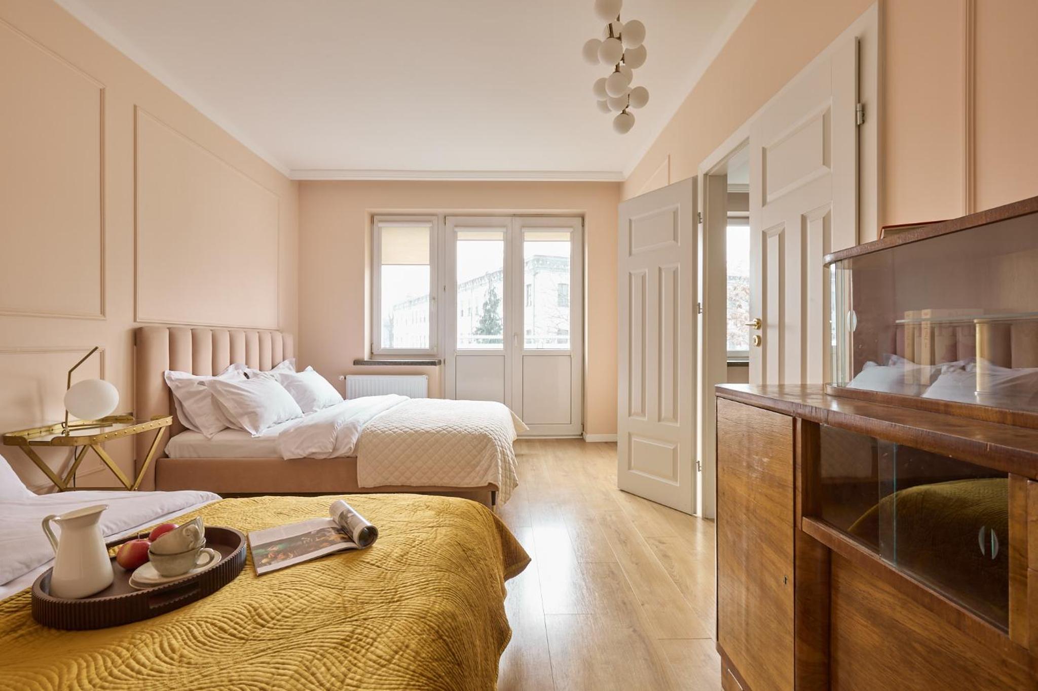 Polka Apartment 2-bed