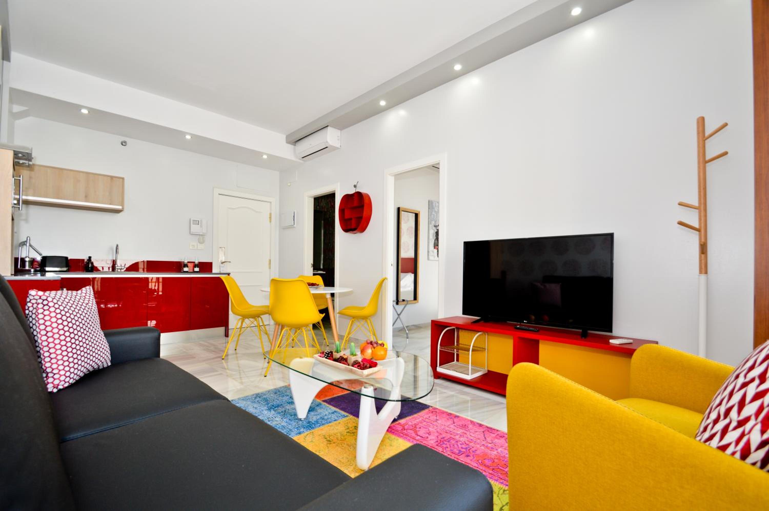 The Zentral Arenal Suites