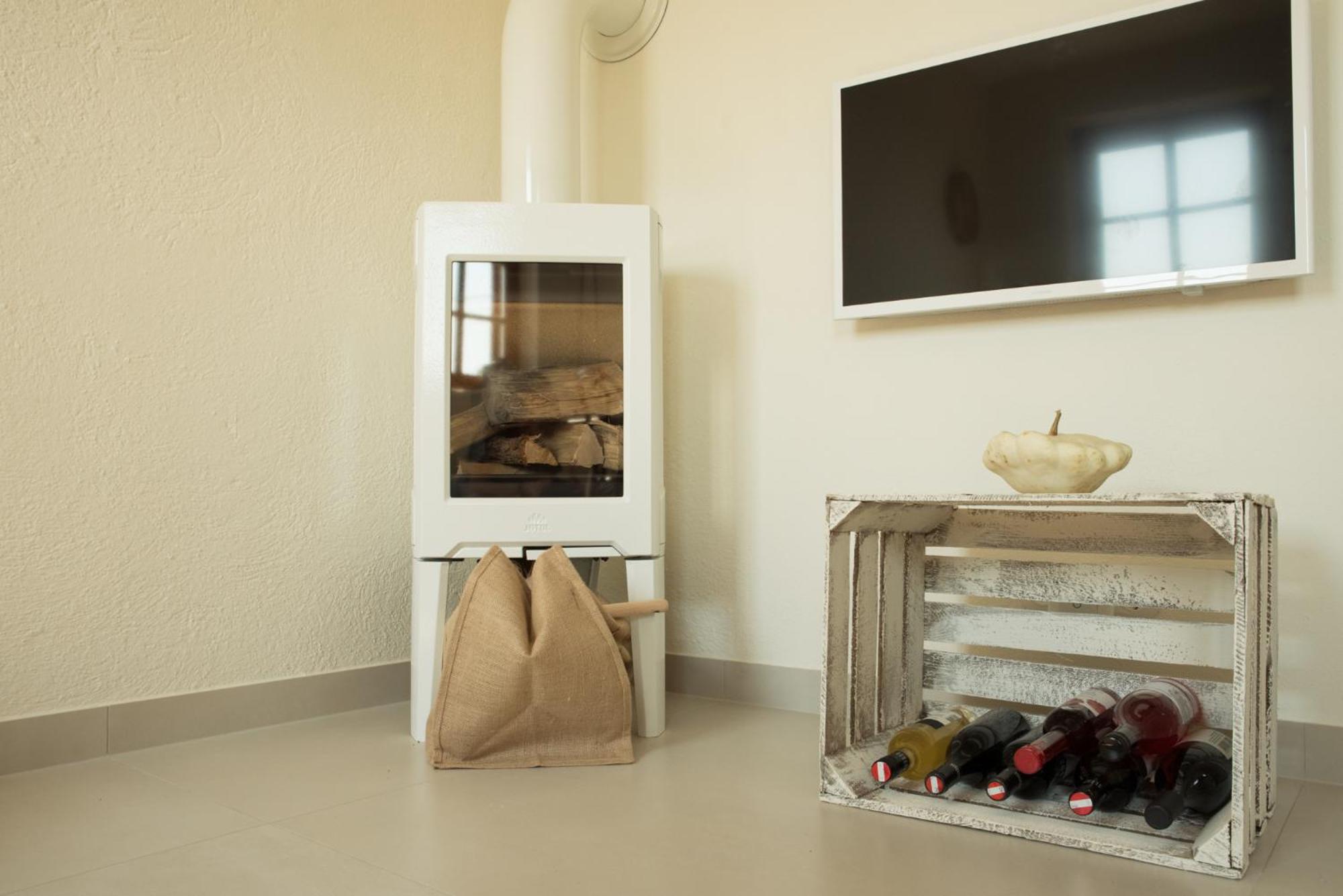 Weinloft I by WEINLOFTS