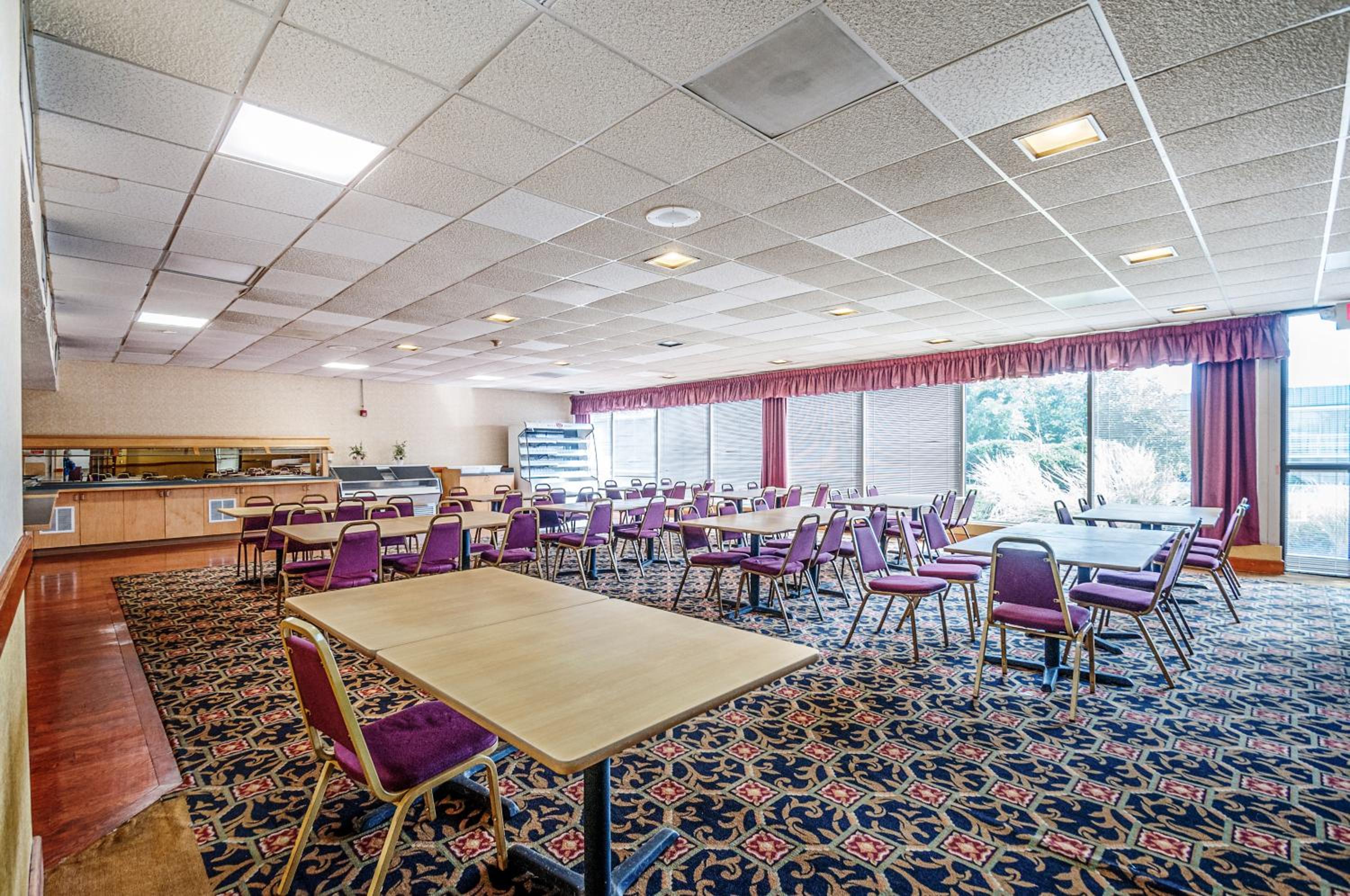 Dumfries Vacations - Motel 6-Dumfries, VA - Property Image 7