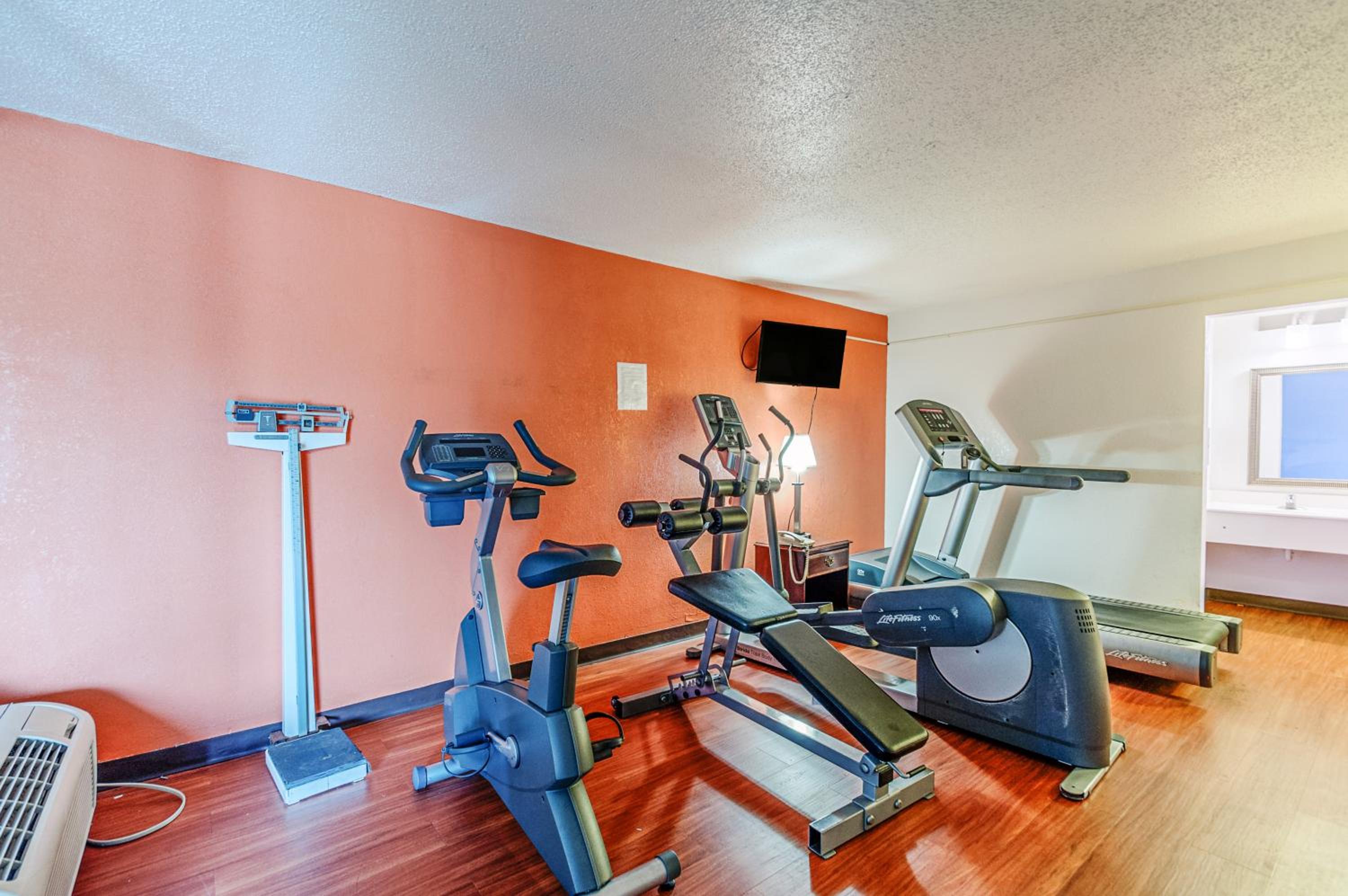 Dumfries Vacations - Motel 6-Dumfries, VA - Property Image 6