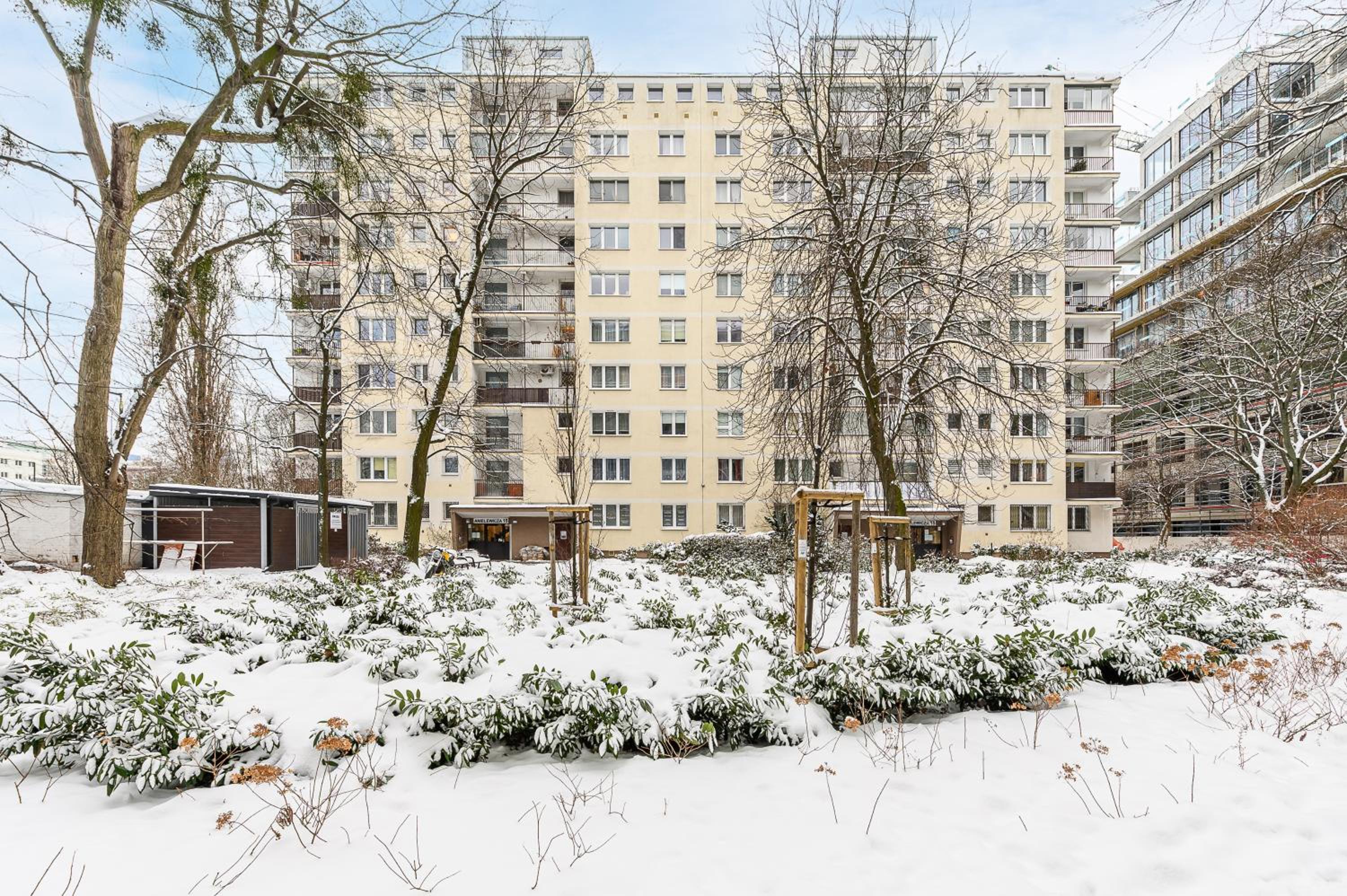 Lumina apartment near center of Warsaw