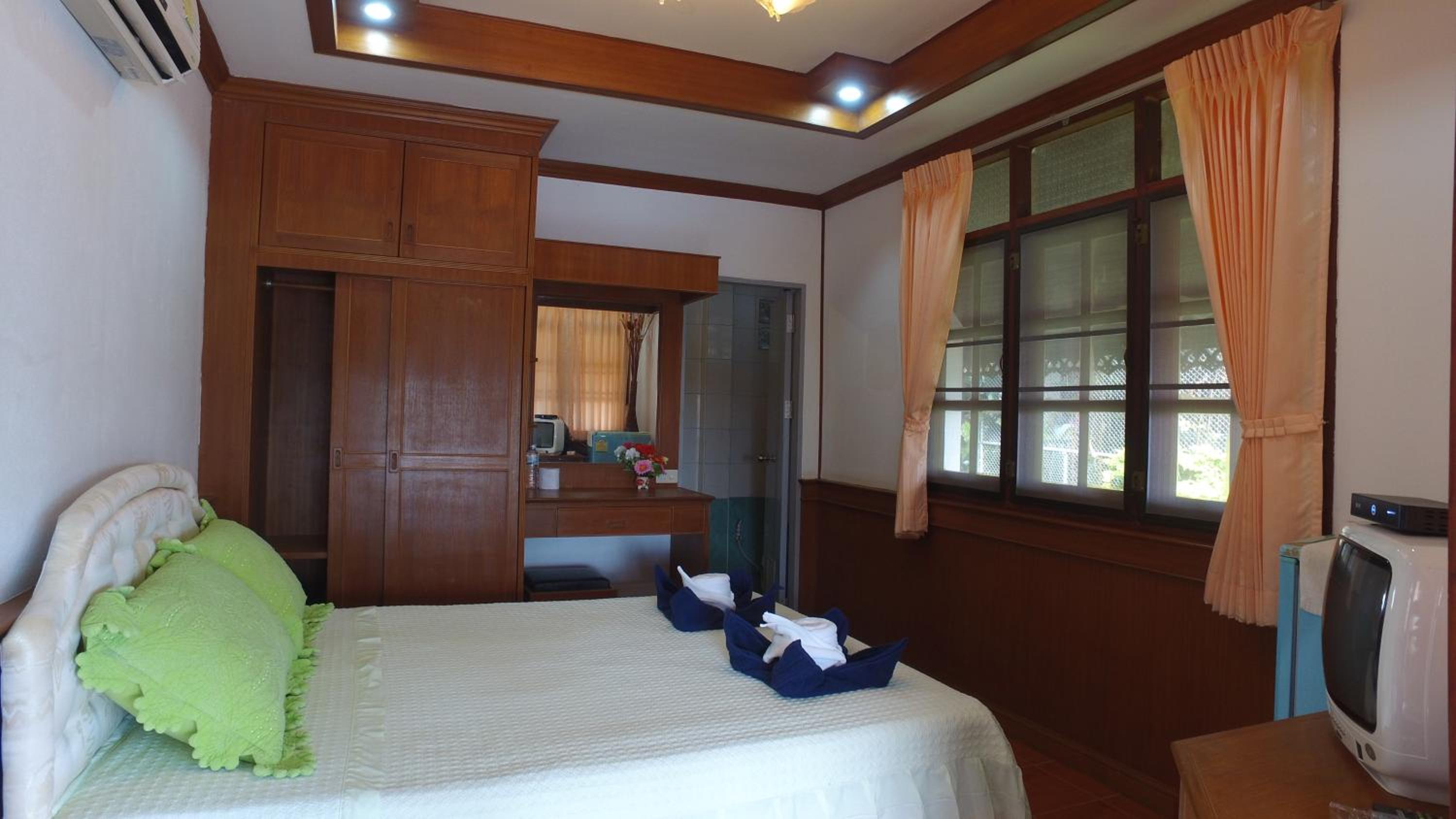 Tanyaporn House