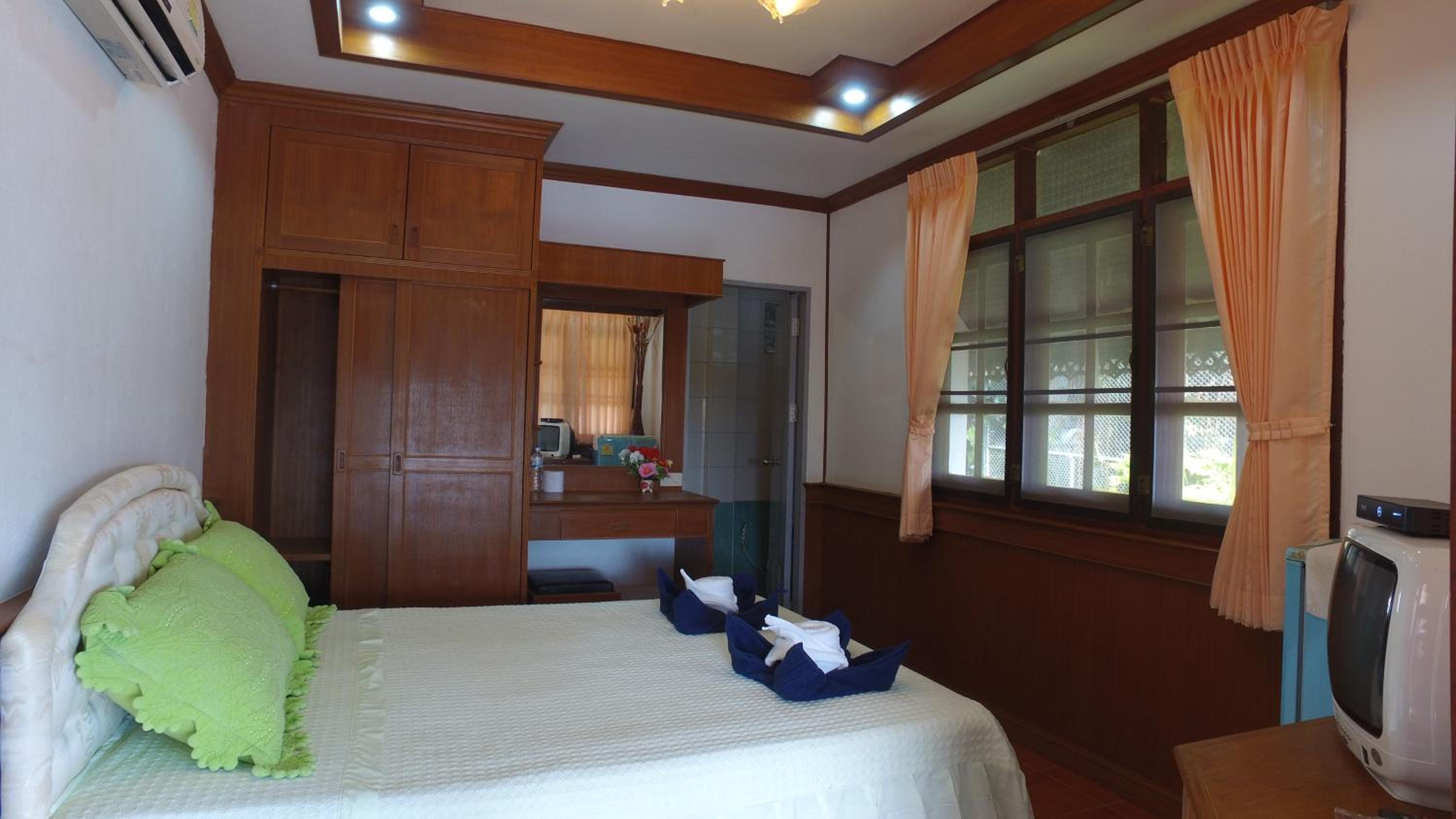 Tanyaporn House