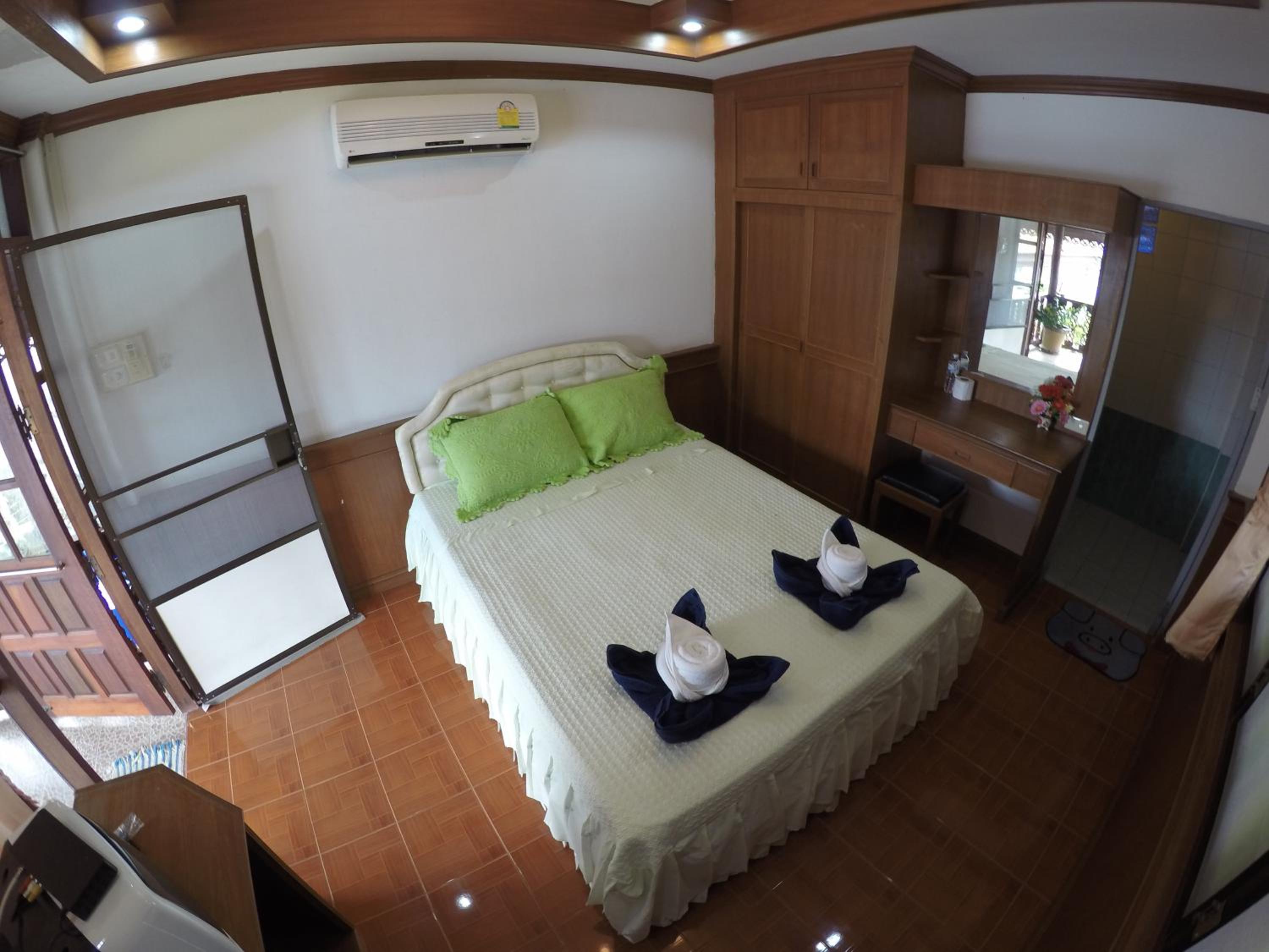 Tanyaporn House