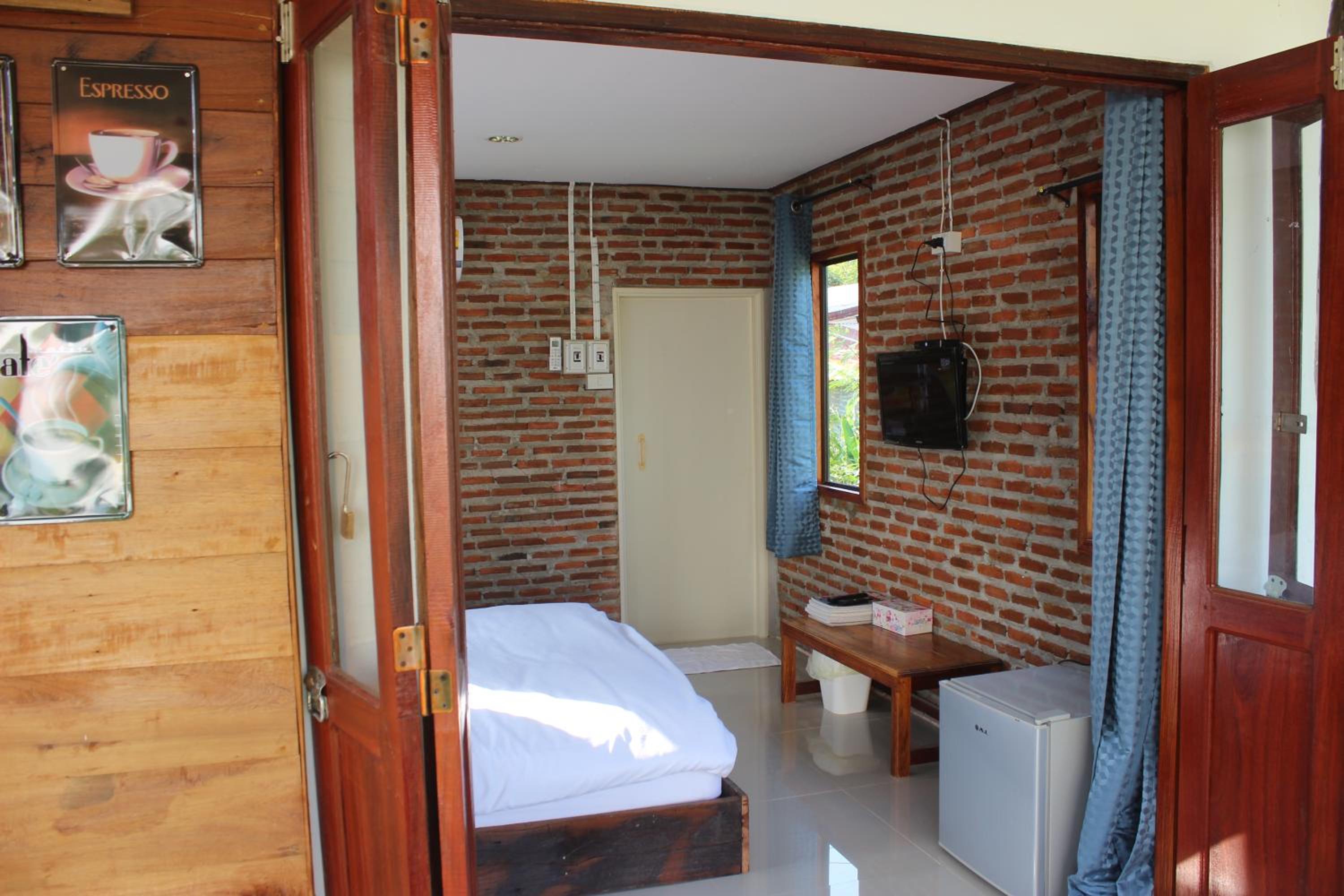Photo 41