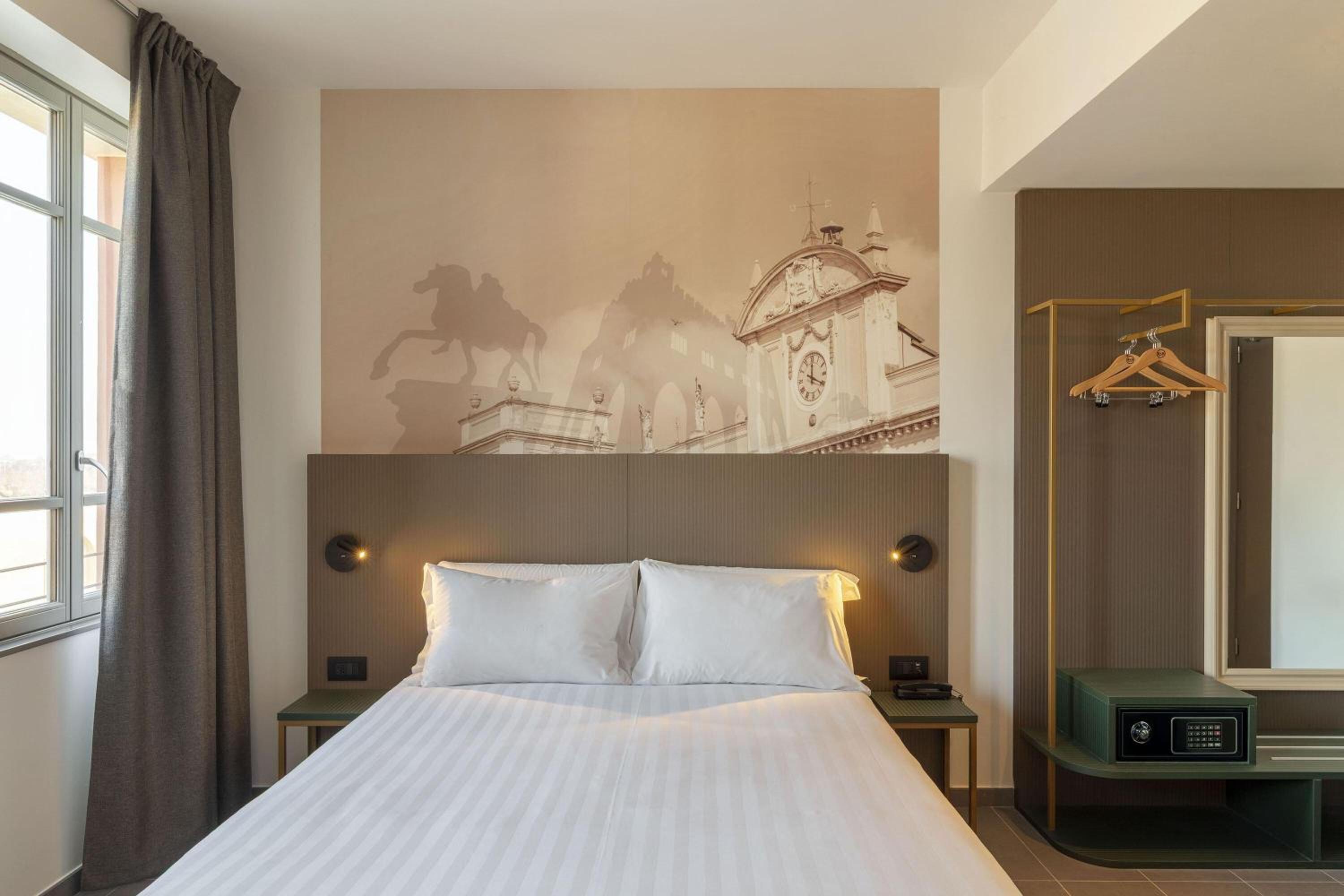 B&B HOTEL Piacenza