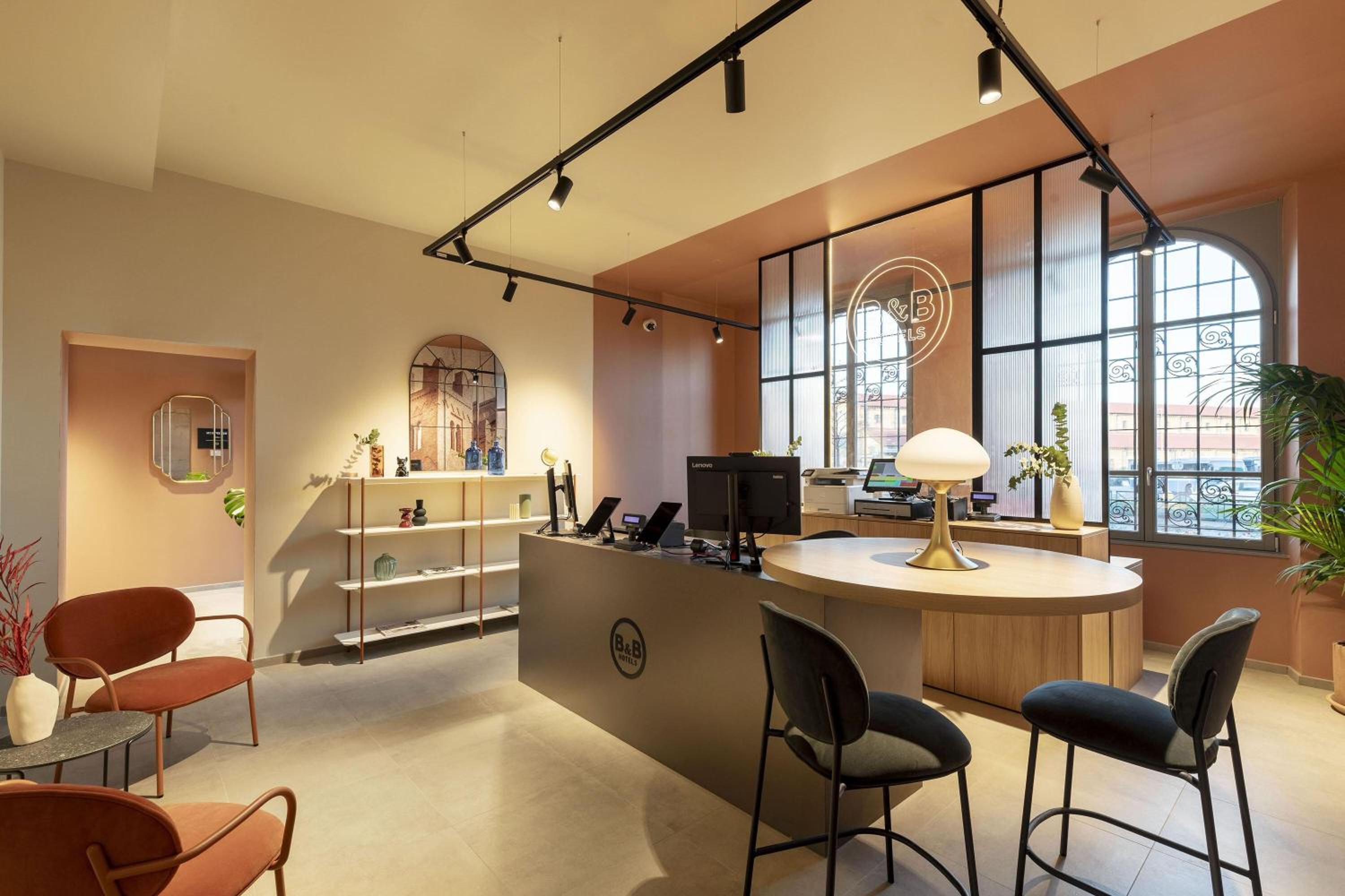 B&B HOTEL Piacenza