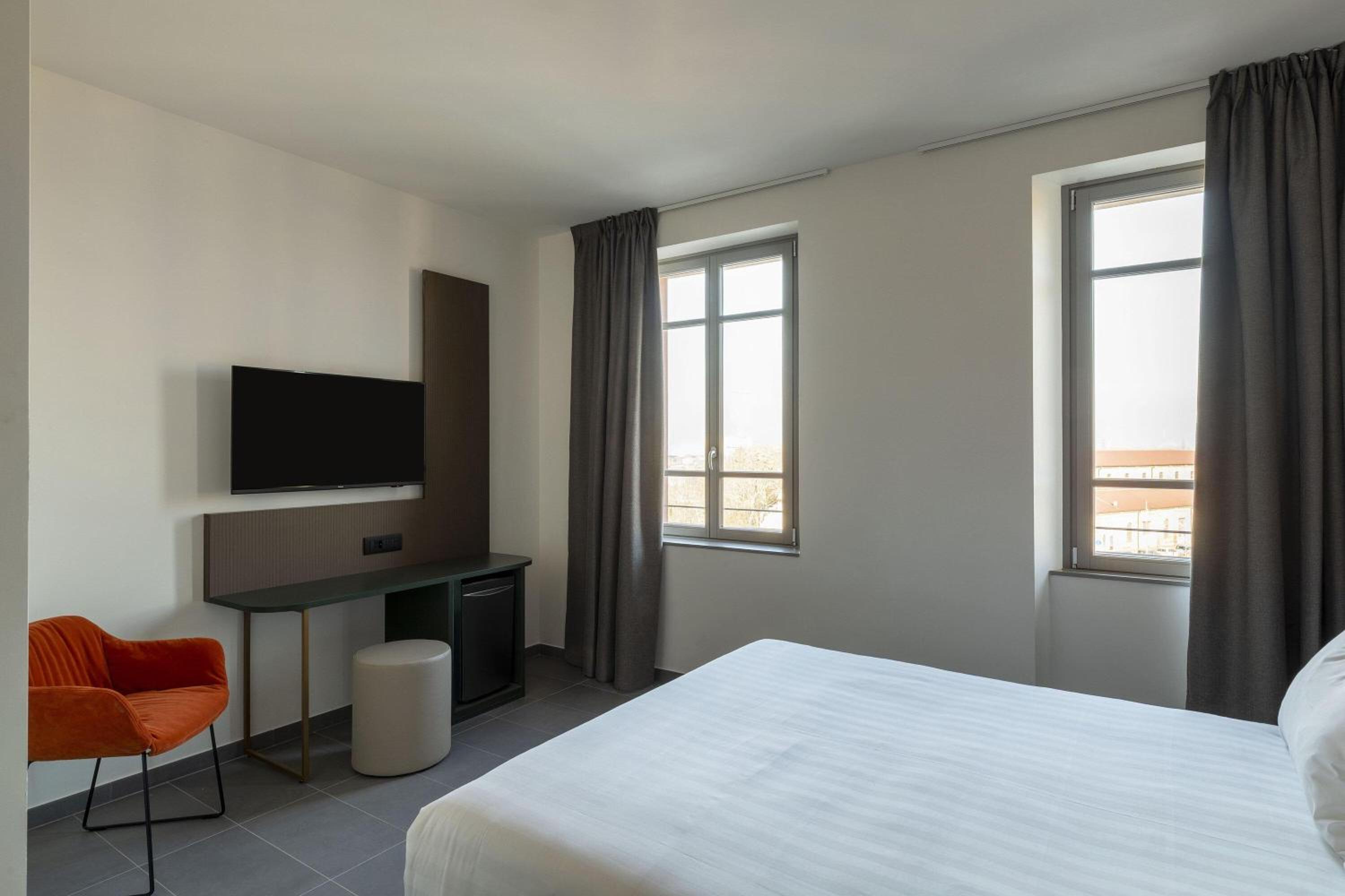 B&B HOTEL Piacenza
