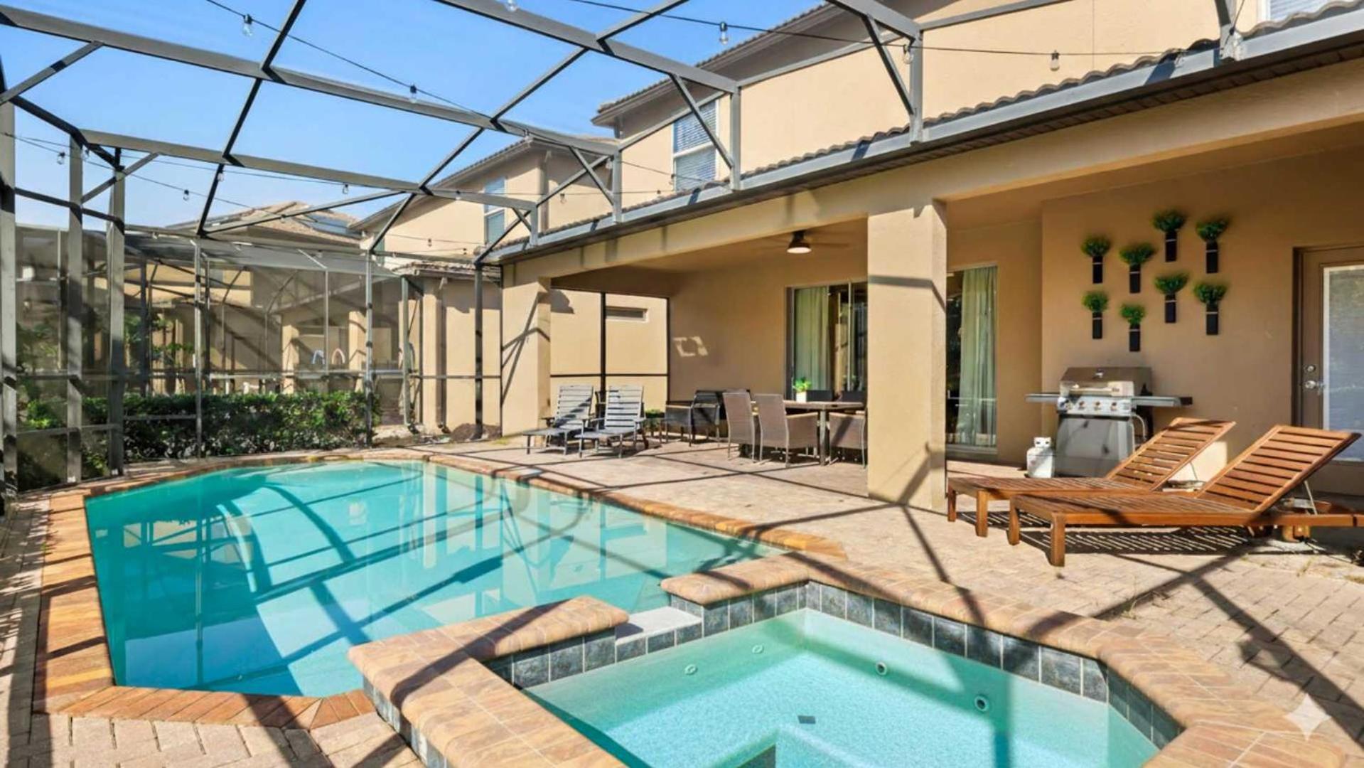 Upstay Epic Windsor Home w Pool Cinema & Games
