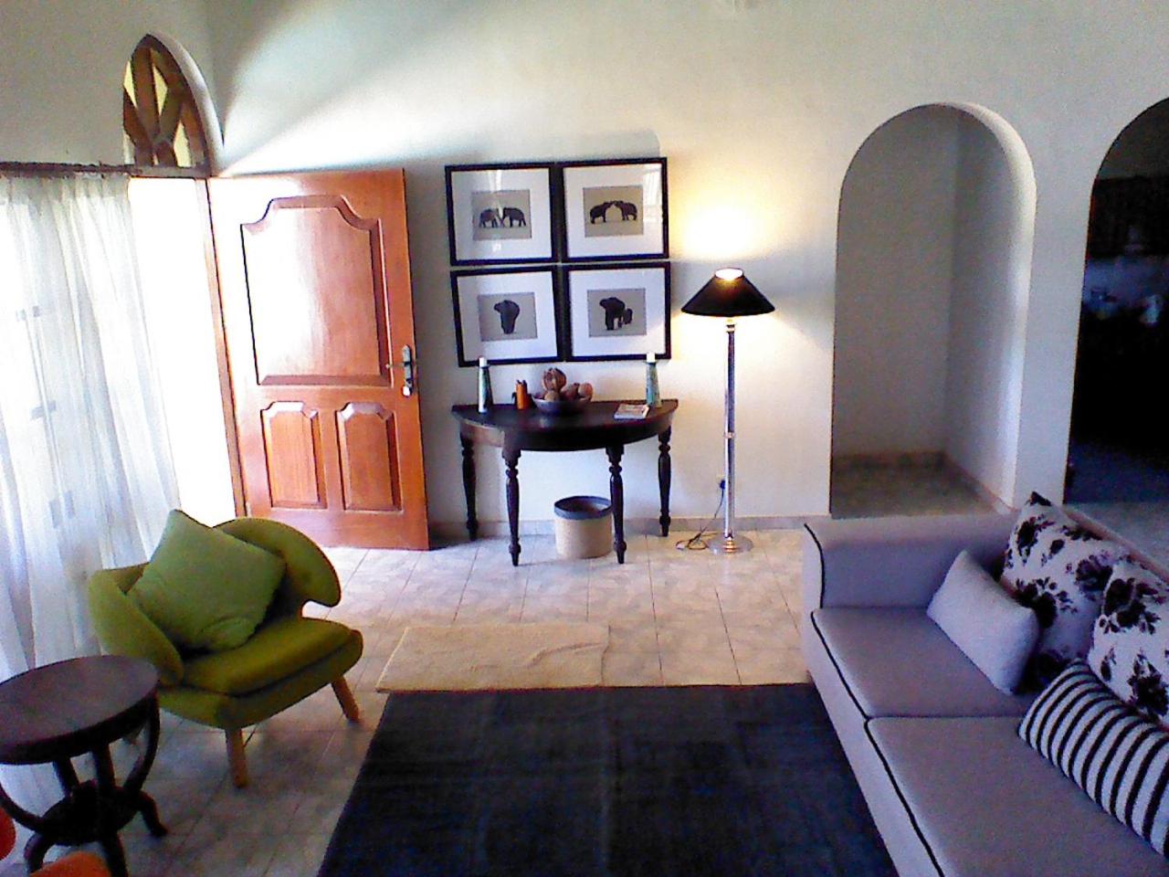 Villa Sea Breeze view 5